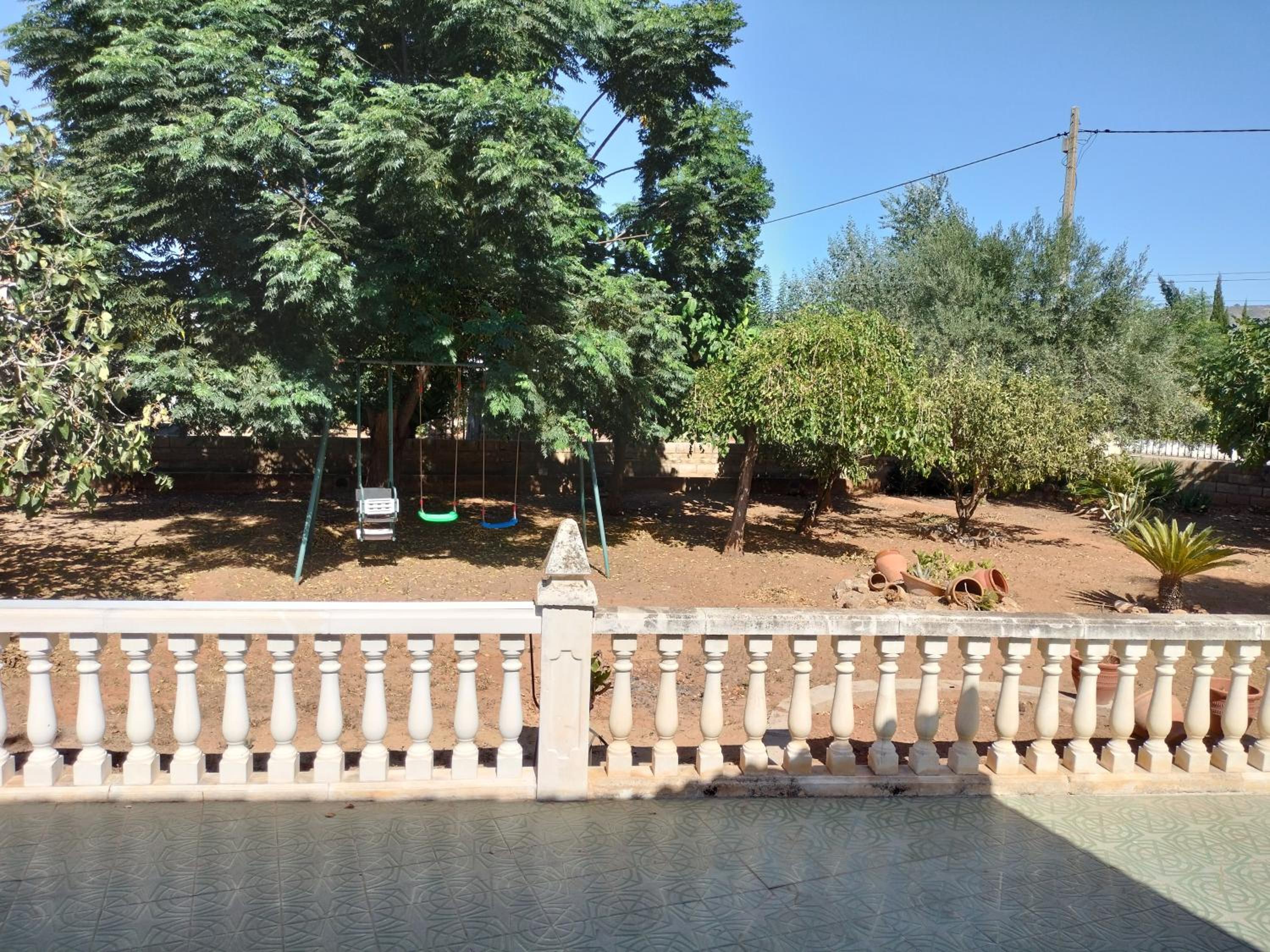 Villa photo 2