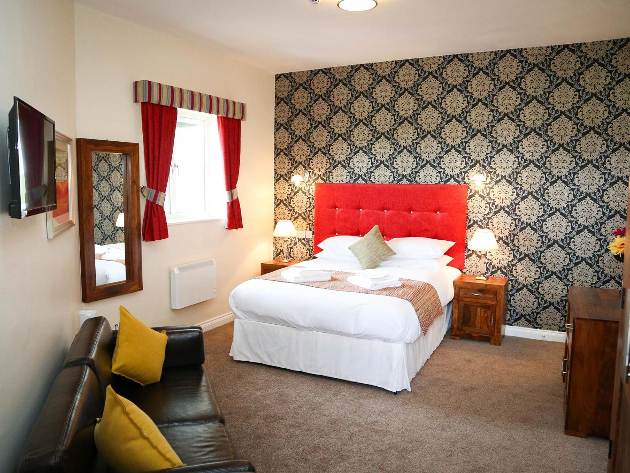 Standard Suite - Photo 1