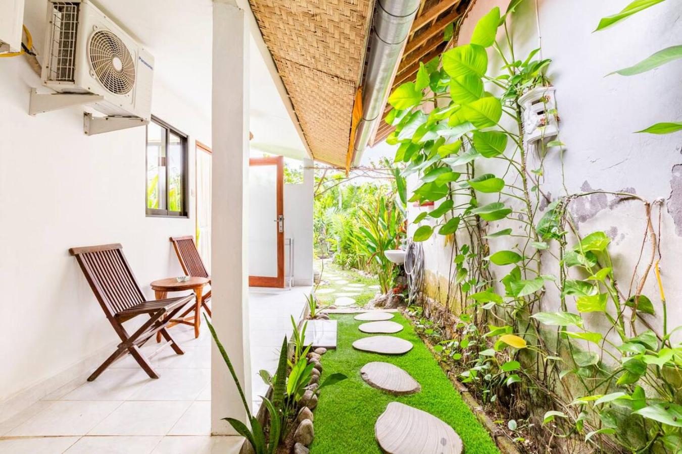 Double Room with Garden View - Photo 11