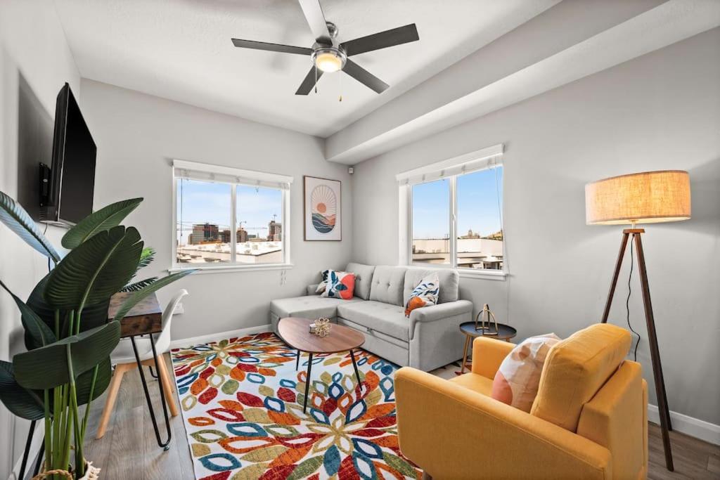 Apartment photo 1