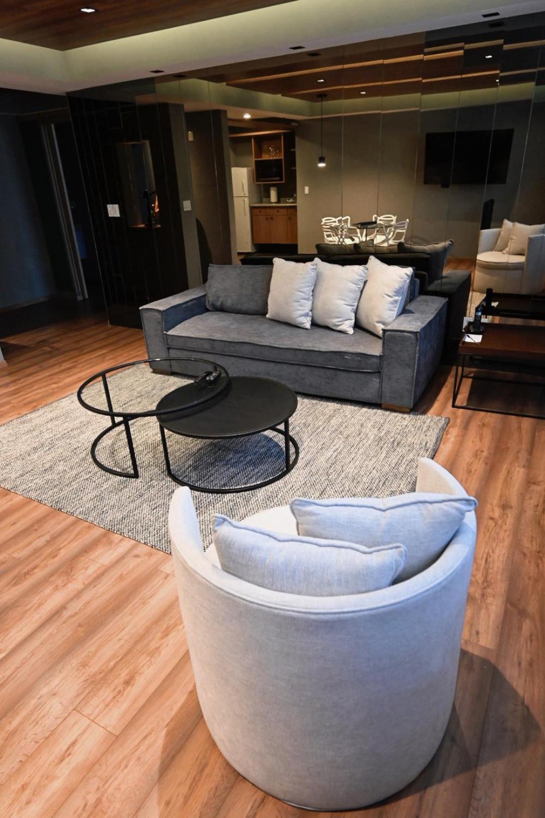 Deluxe Suite - Photo 28