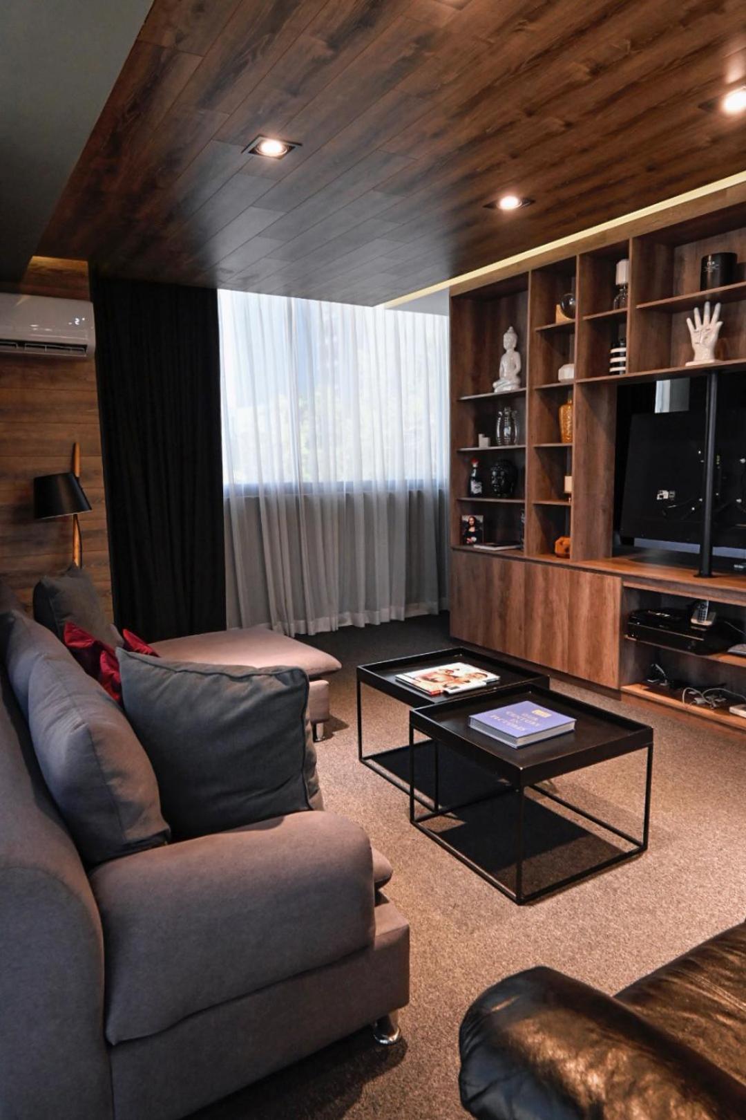 Deluxe Suite - Photo 24