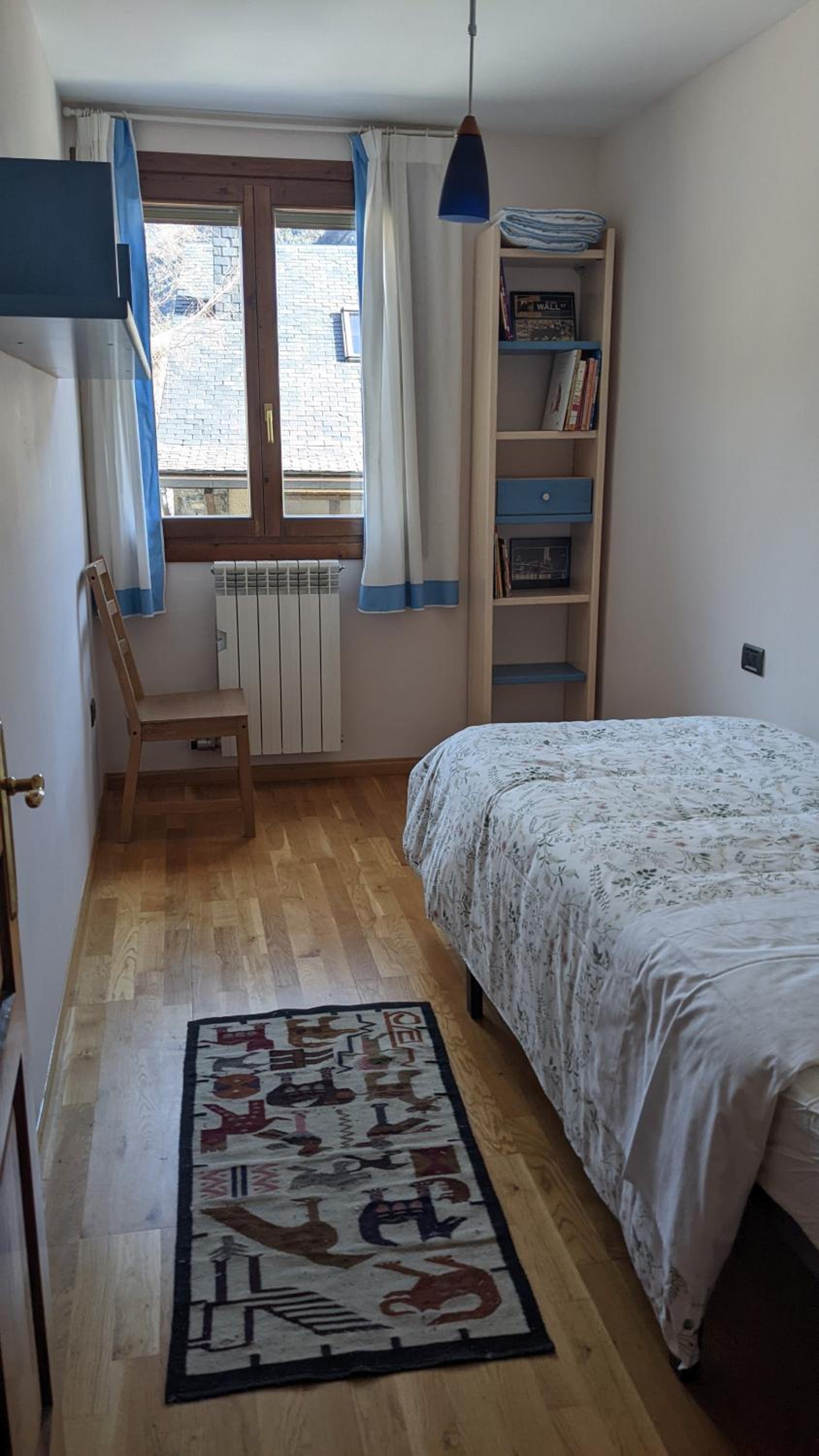 Three-Bedroom House photo 2