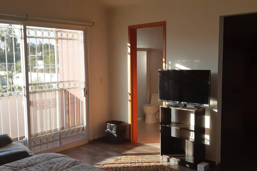 Four-Bedroom House photo 3