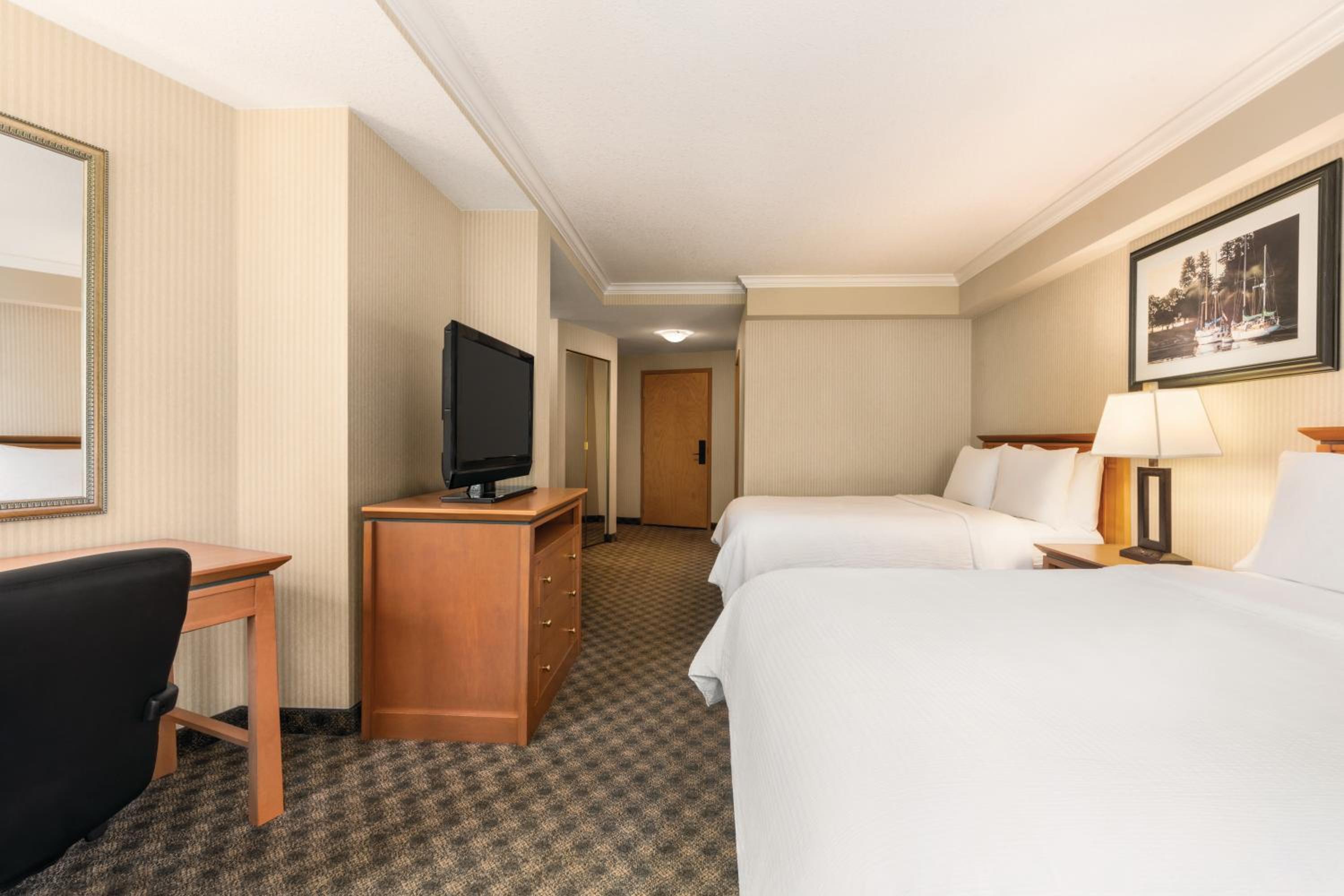 Premium Queen Room with Two Queen Beds