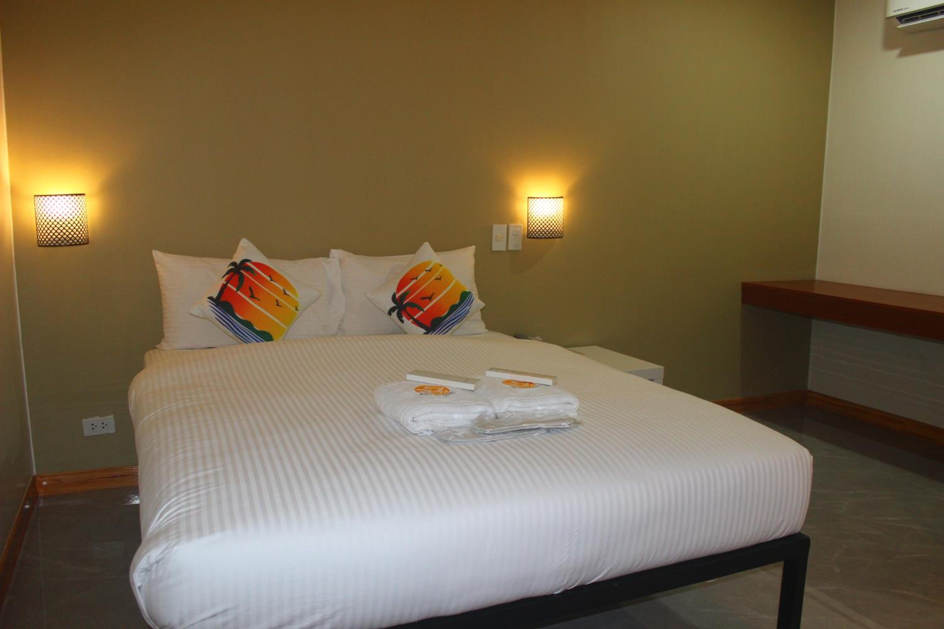 Double Room - Photo 8