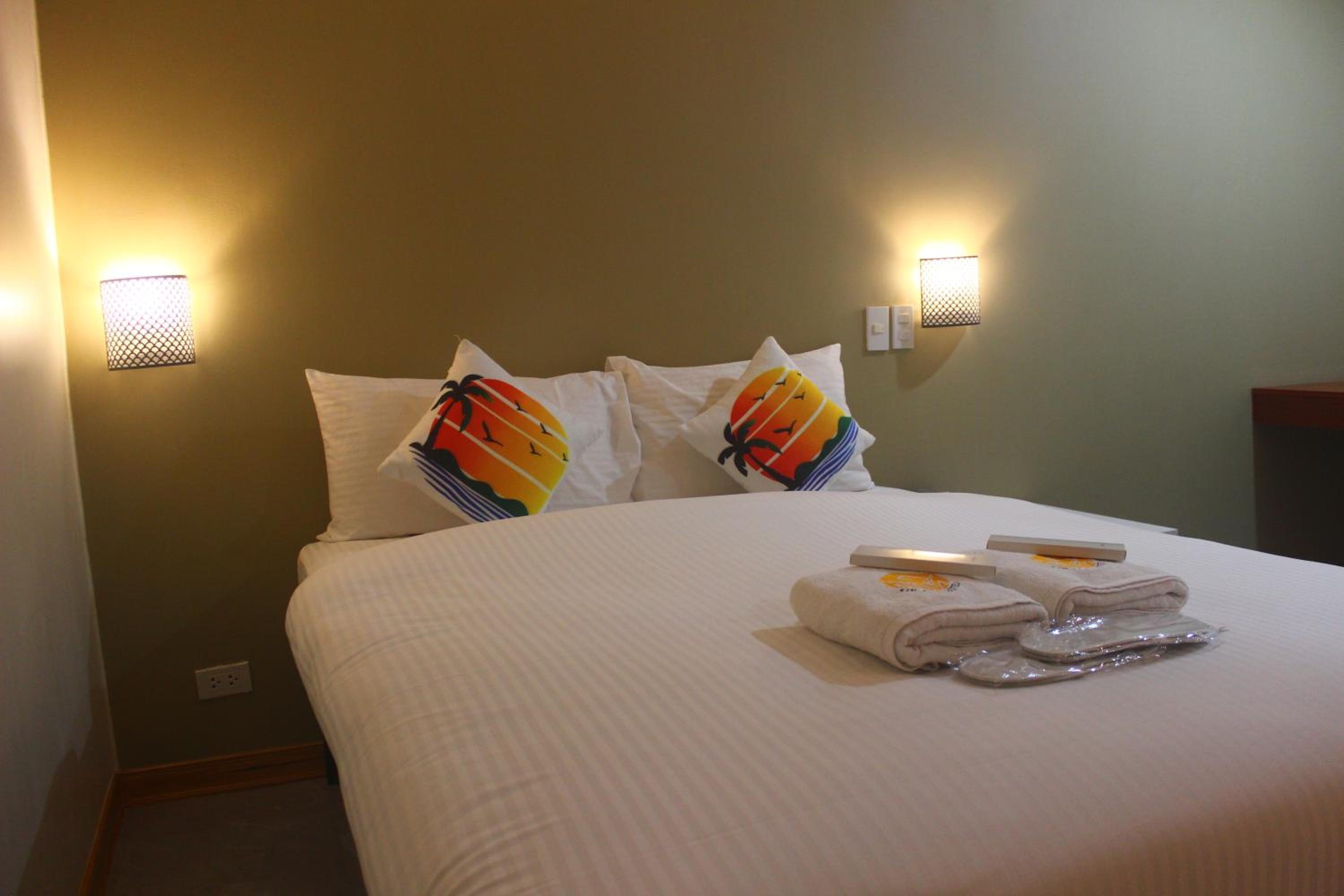 Double Room - Photo 5