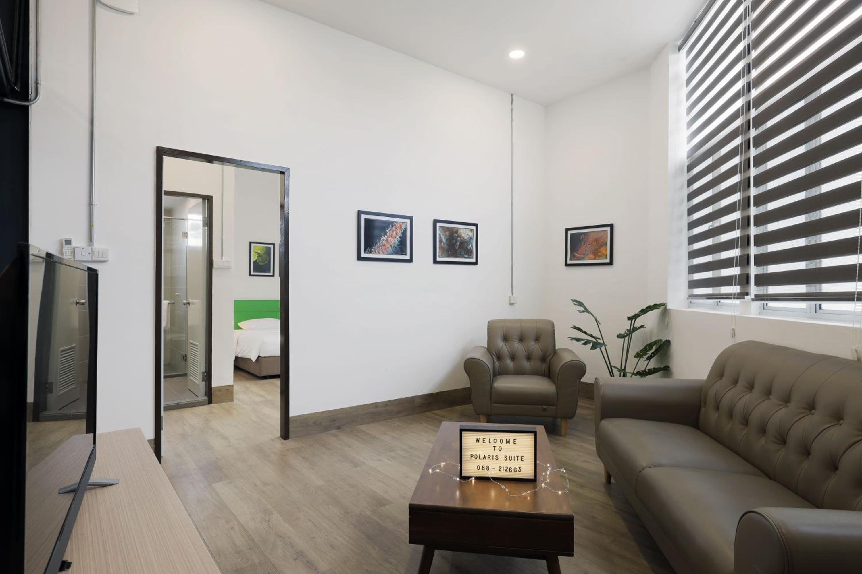 Two-Bedroom Apartment - Photo 3