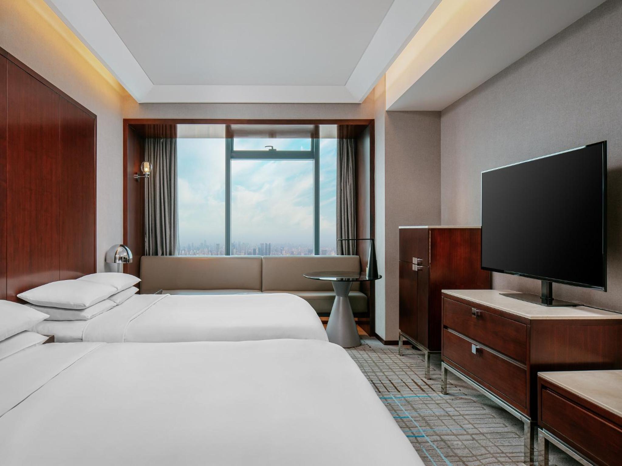 Club Twin Room