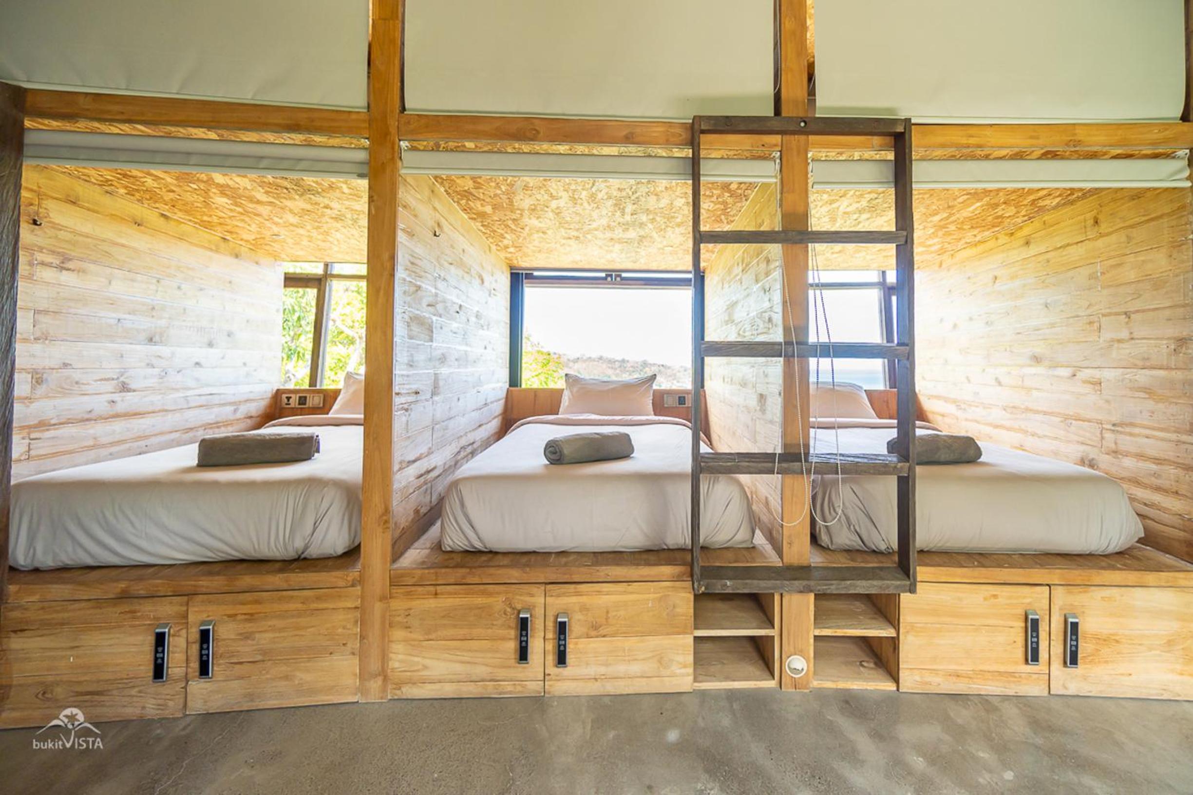 Bunk Bed photo 1