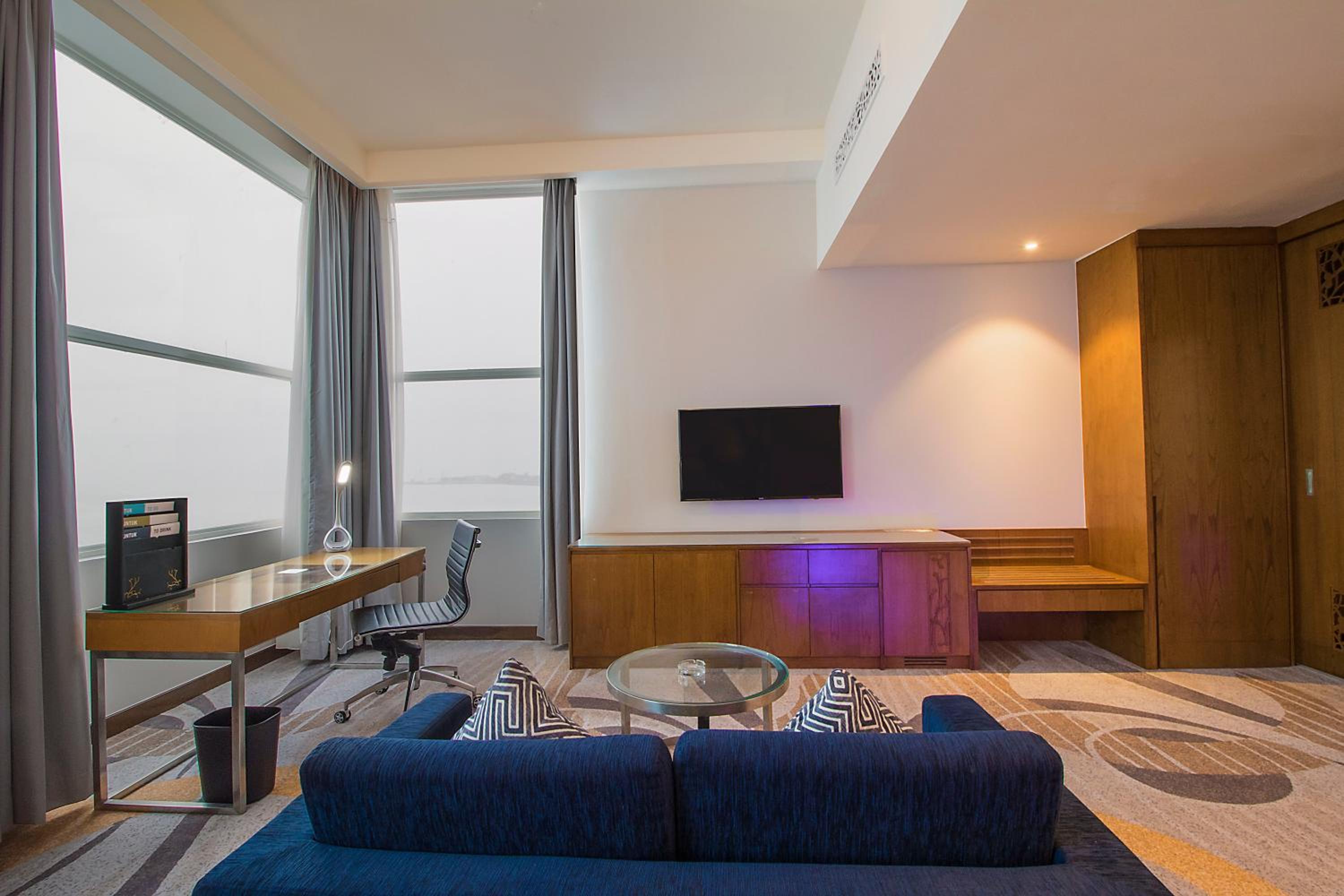 Suite with Sea View