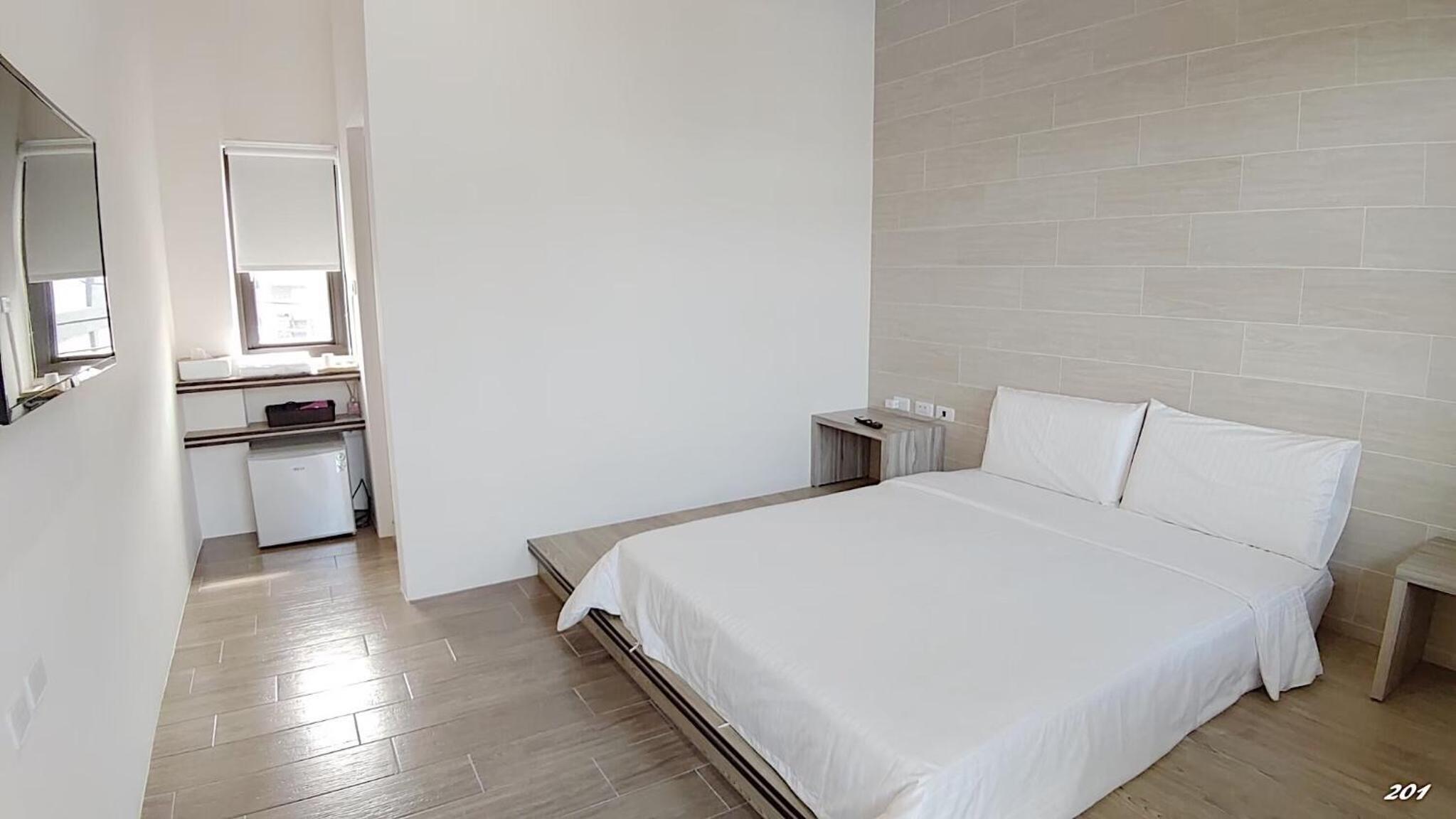 Double Room with Private Bathroom photo 1