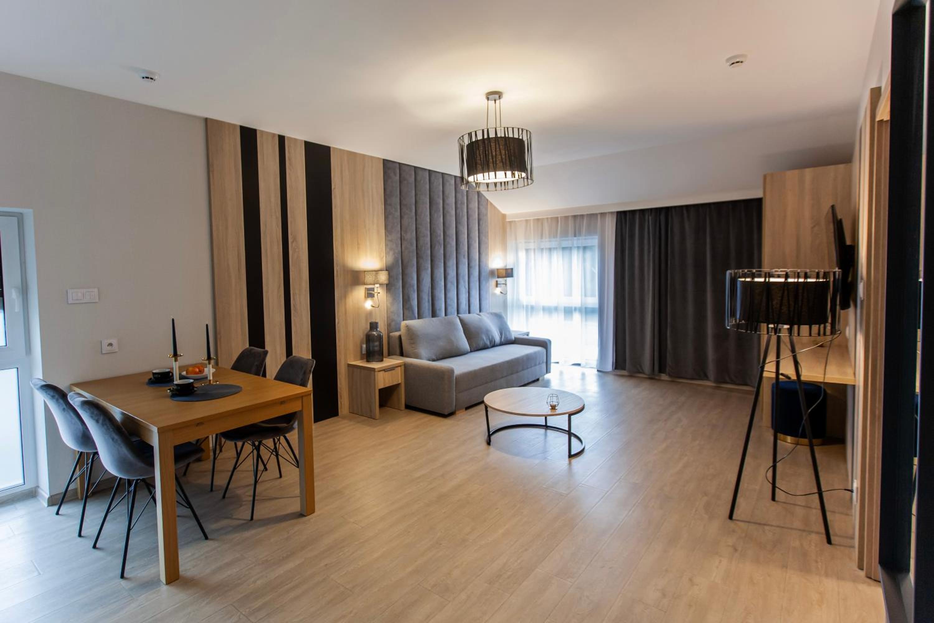 Family Deluxe Suite - Photo 1