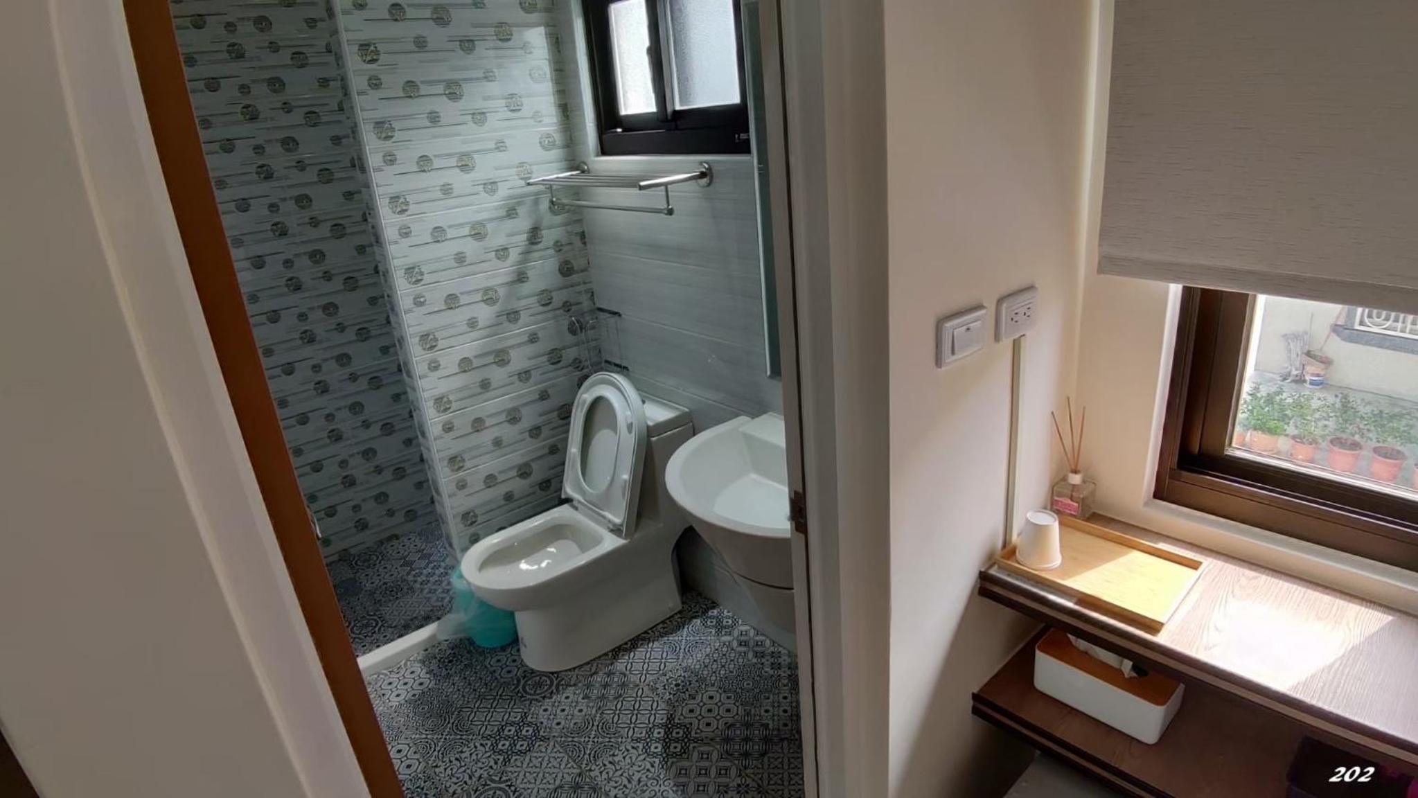 Double Room with Private Bathroom photo 2