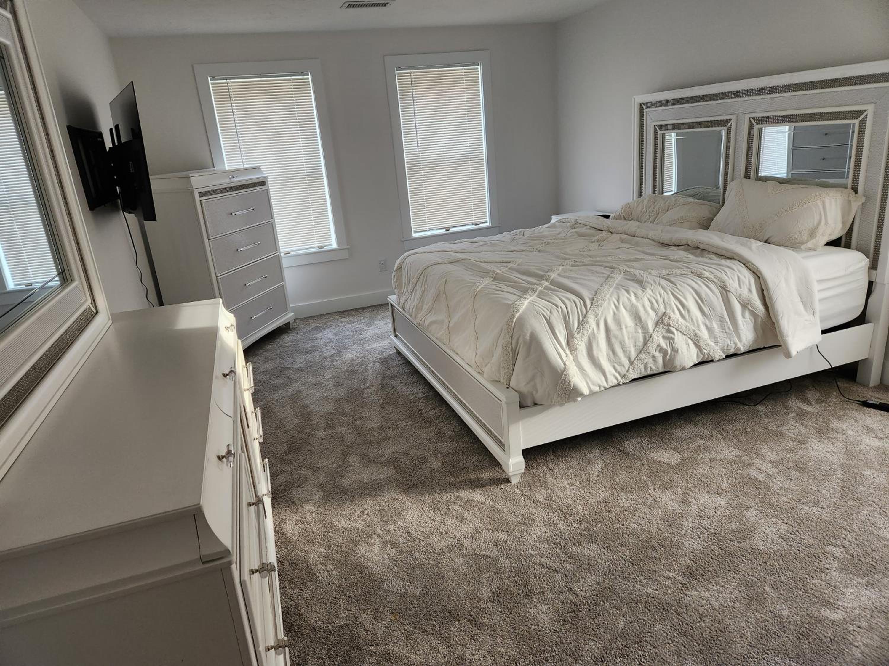 Four-Bedroom House photo 1