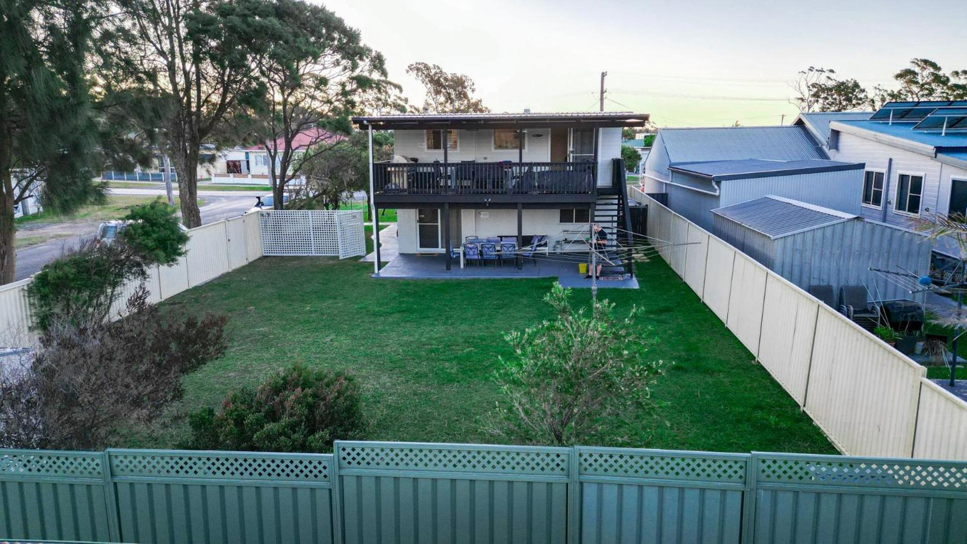 Four-Bedroom House photo 3
