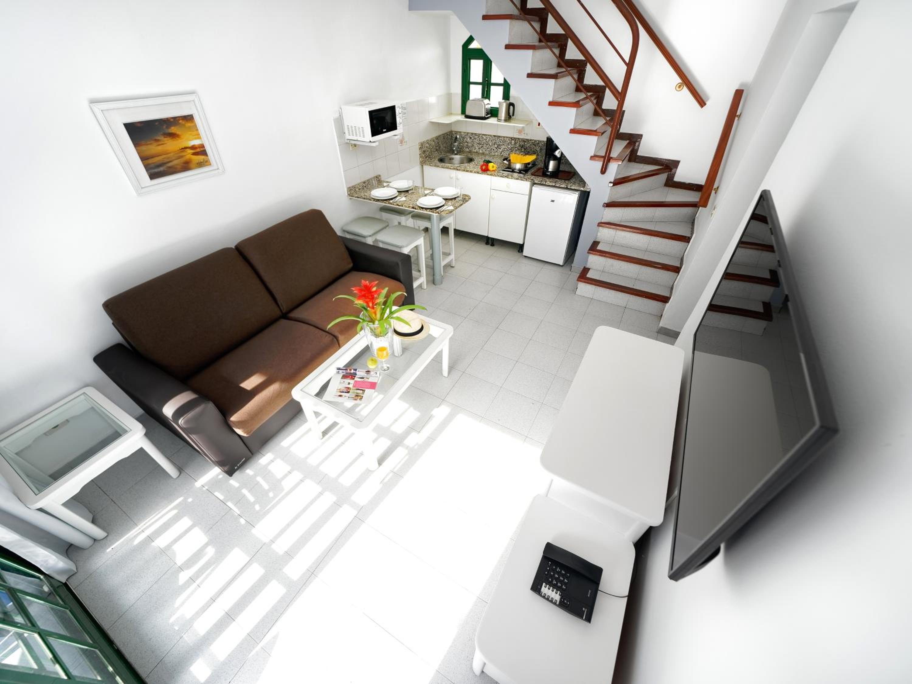 Two-Bedroom Bungalow (3 Adults + 2 Children) photo 3