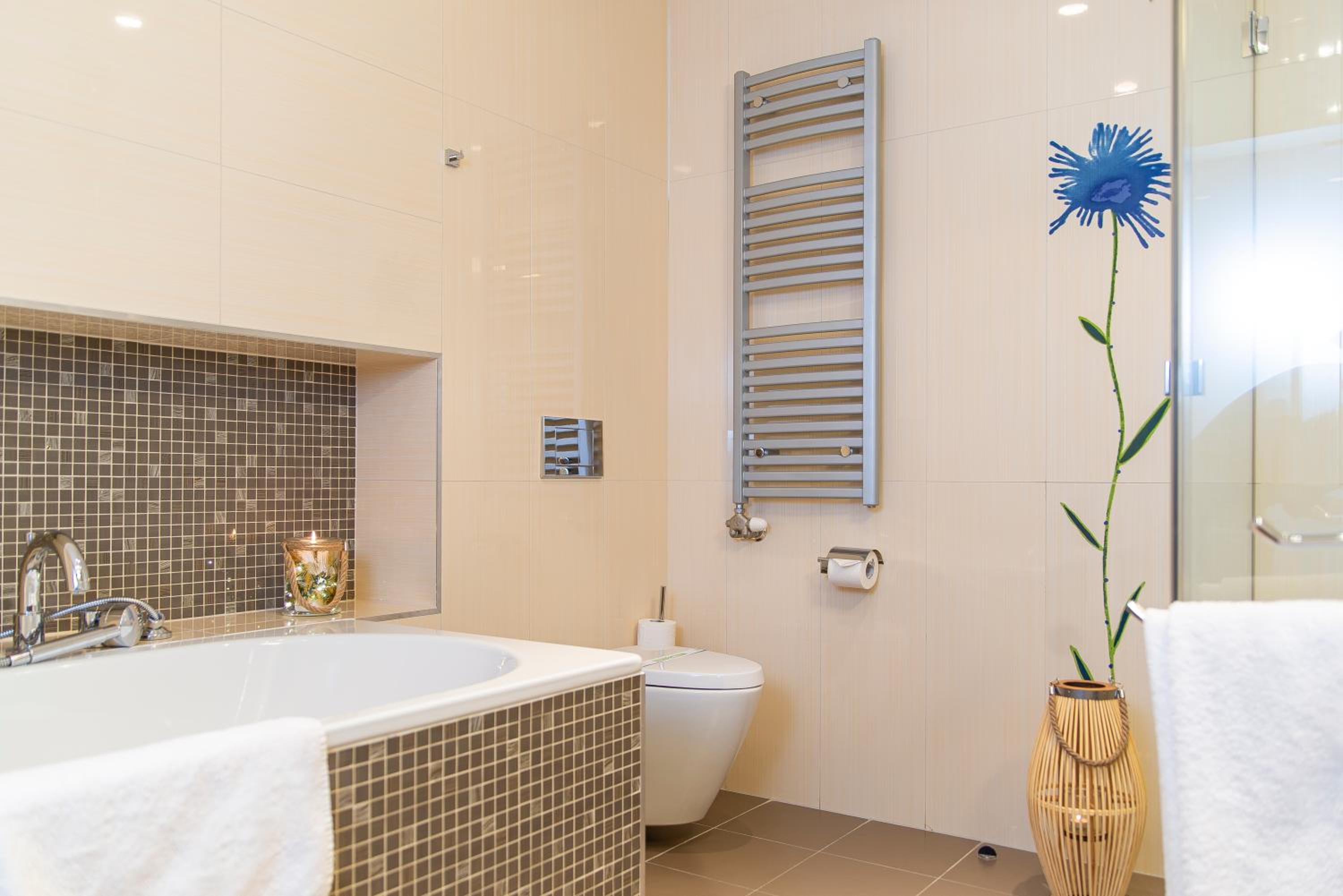 Classic Suite - Photo 17