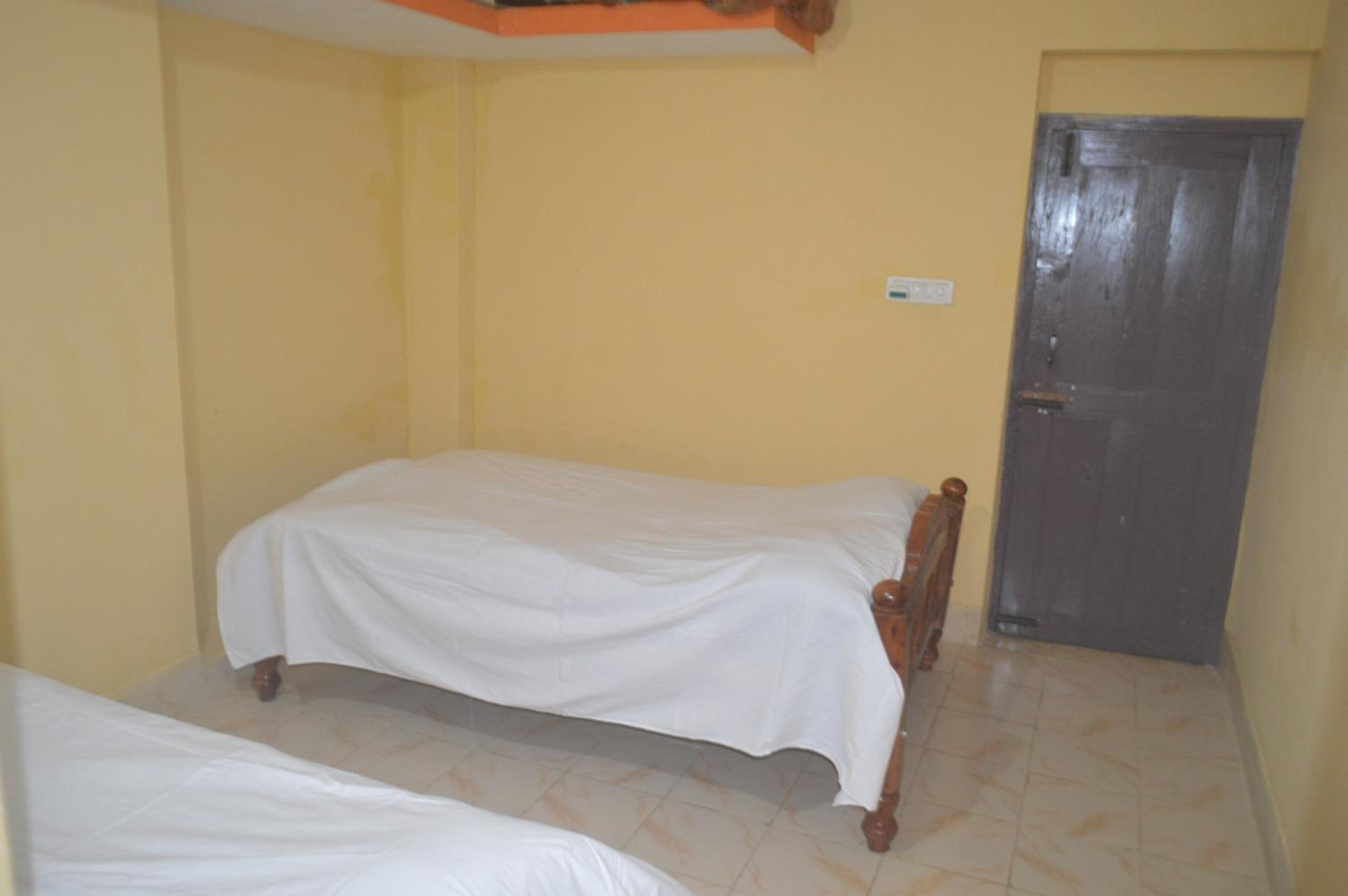Triple Room - Photo 1