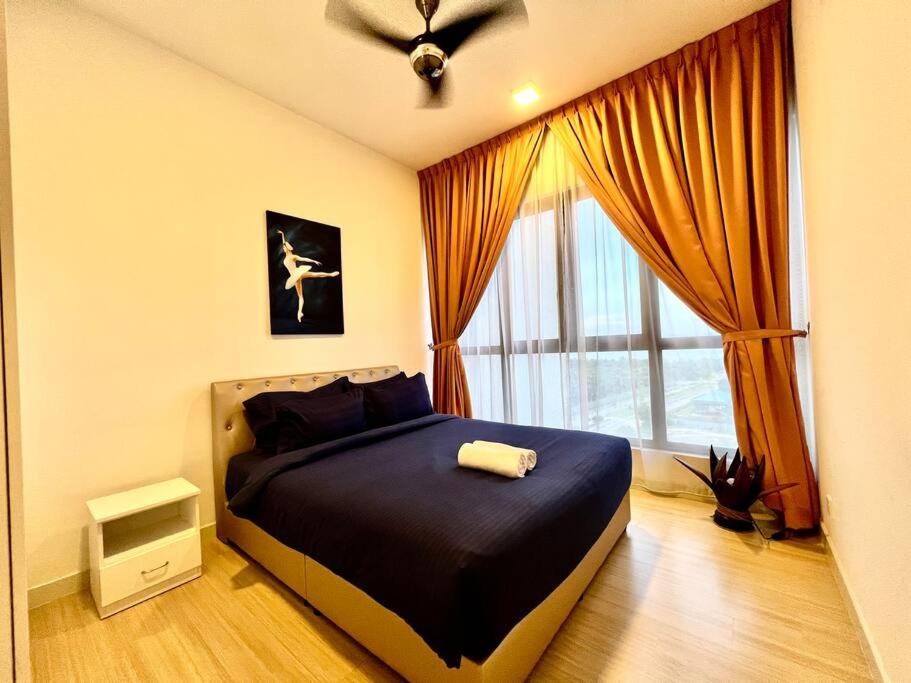 Two-Bedroom Apartment - Photo 4