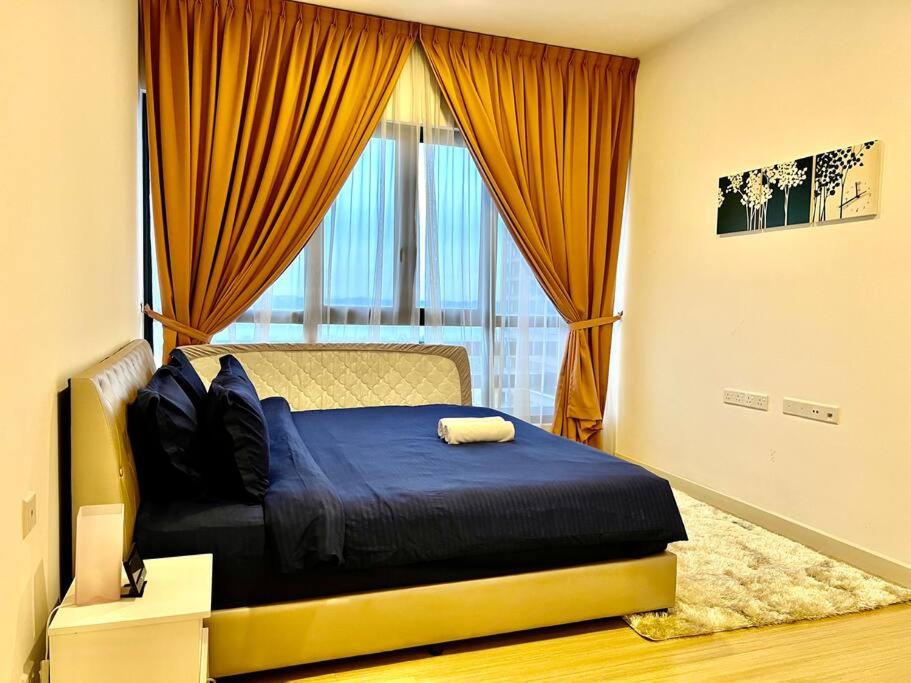 Two-Bedroom Apartment - Photo 25