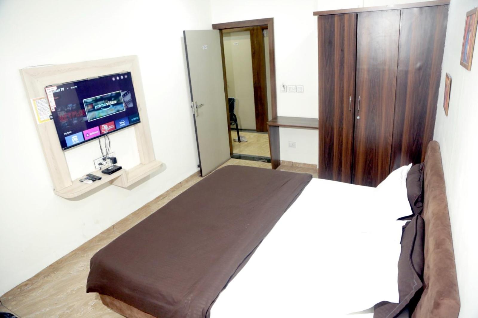 Superior King Room photo 1