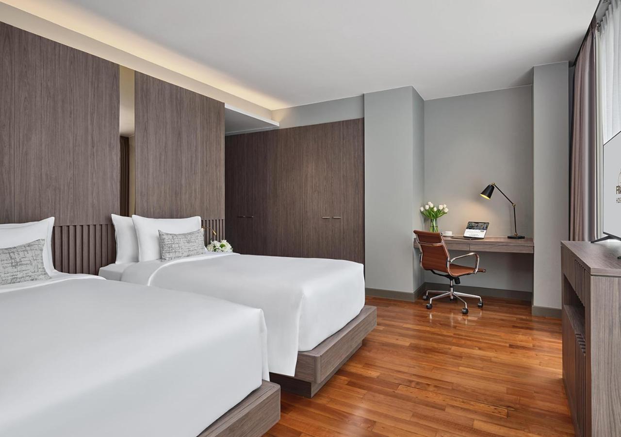 Three Bedroom Penthouse with Terrace photo 2