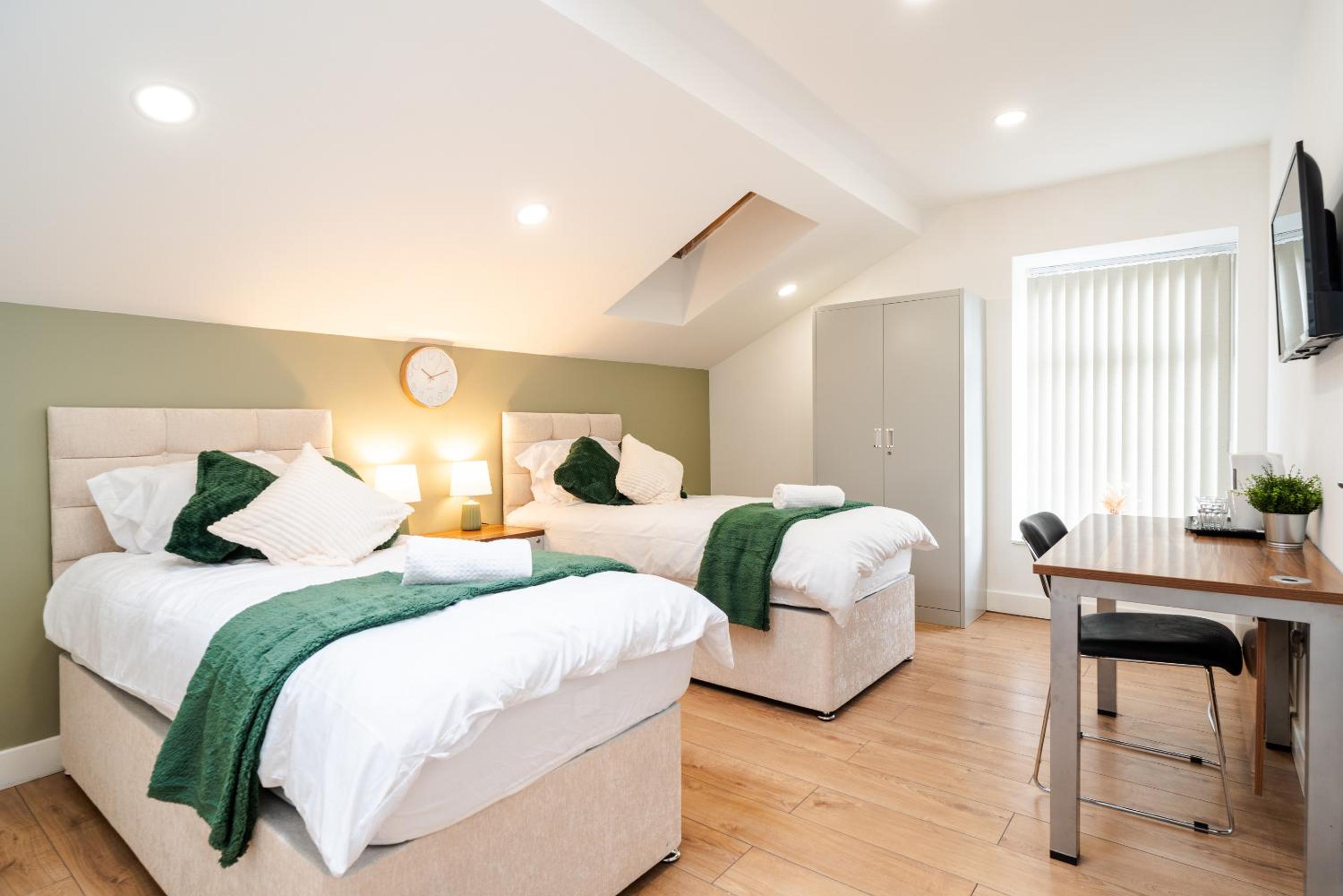 Deluxe Suite - Photo 4