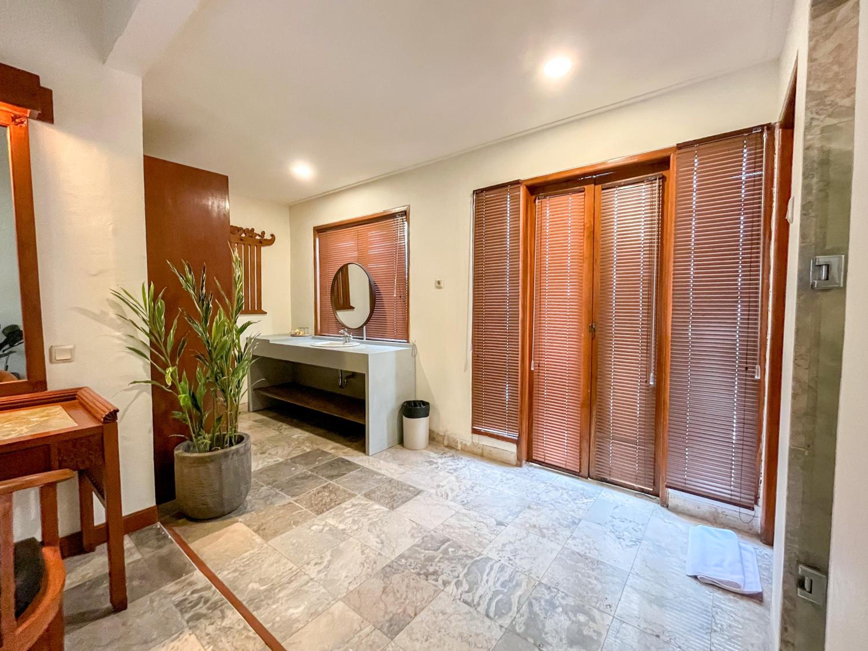 Suite with Private Pool - Photo 7