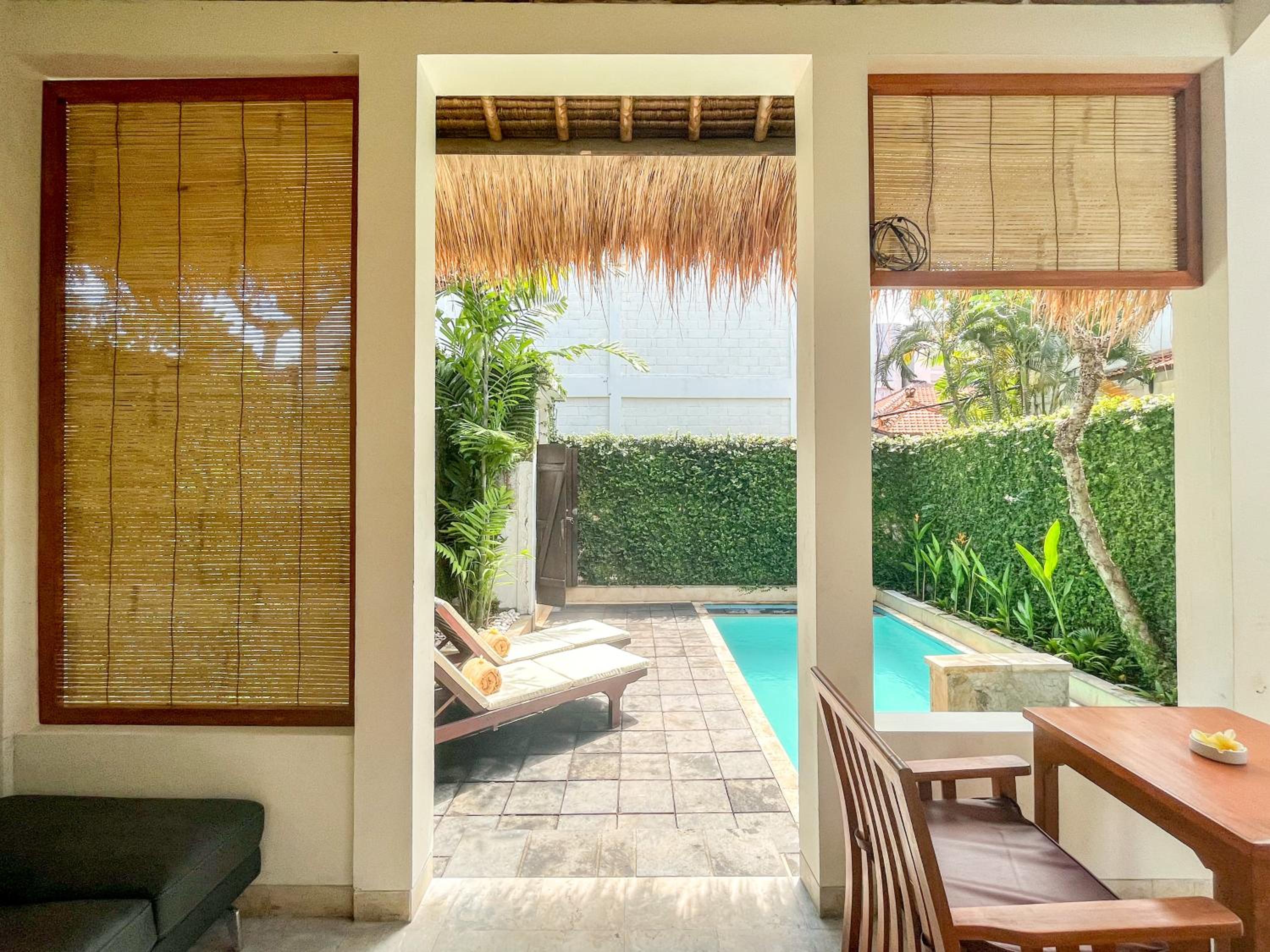 Suite with Private Pool - Photo 15