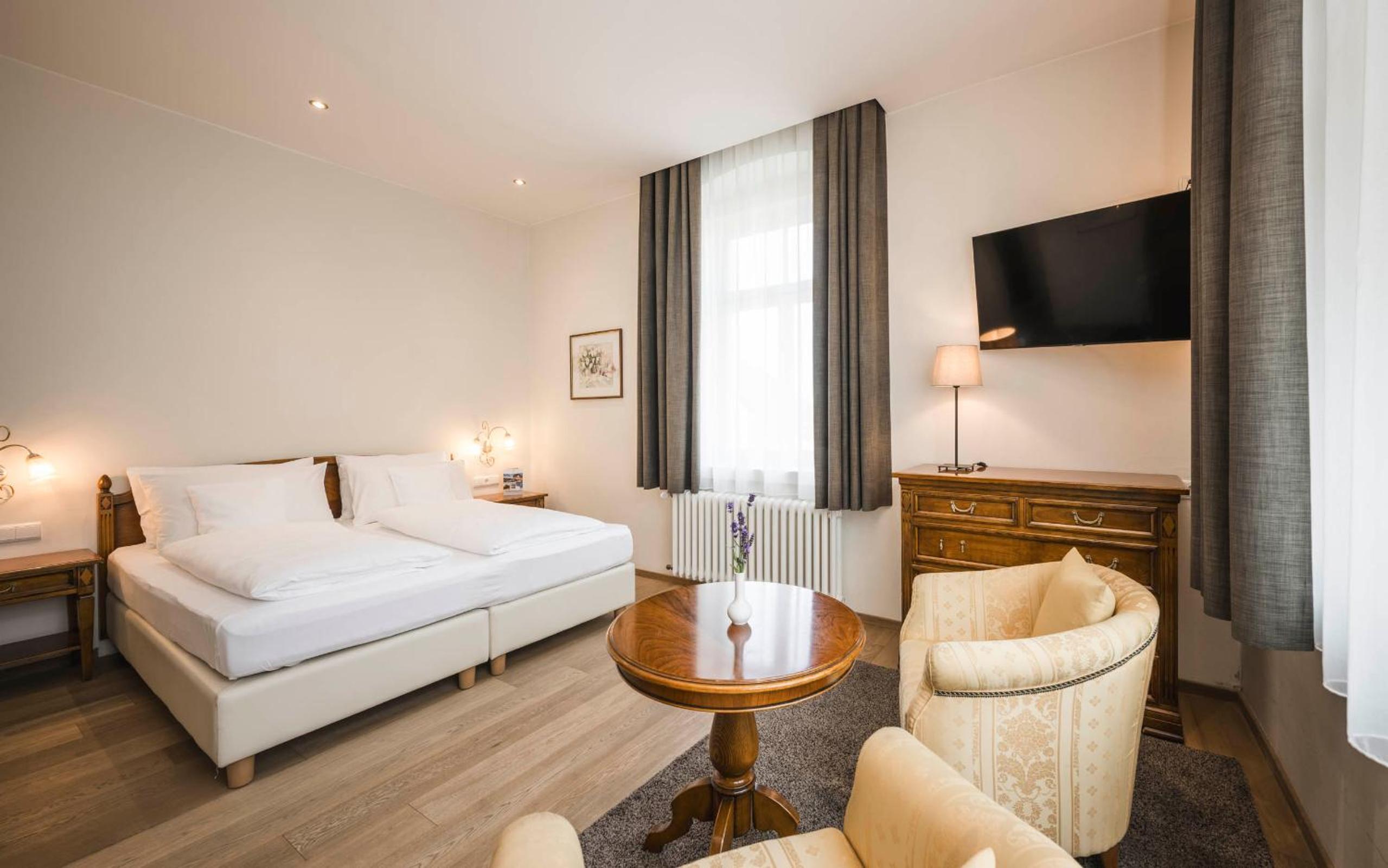 Standard Double Room - Photo 3