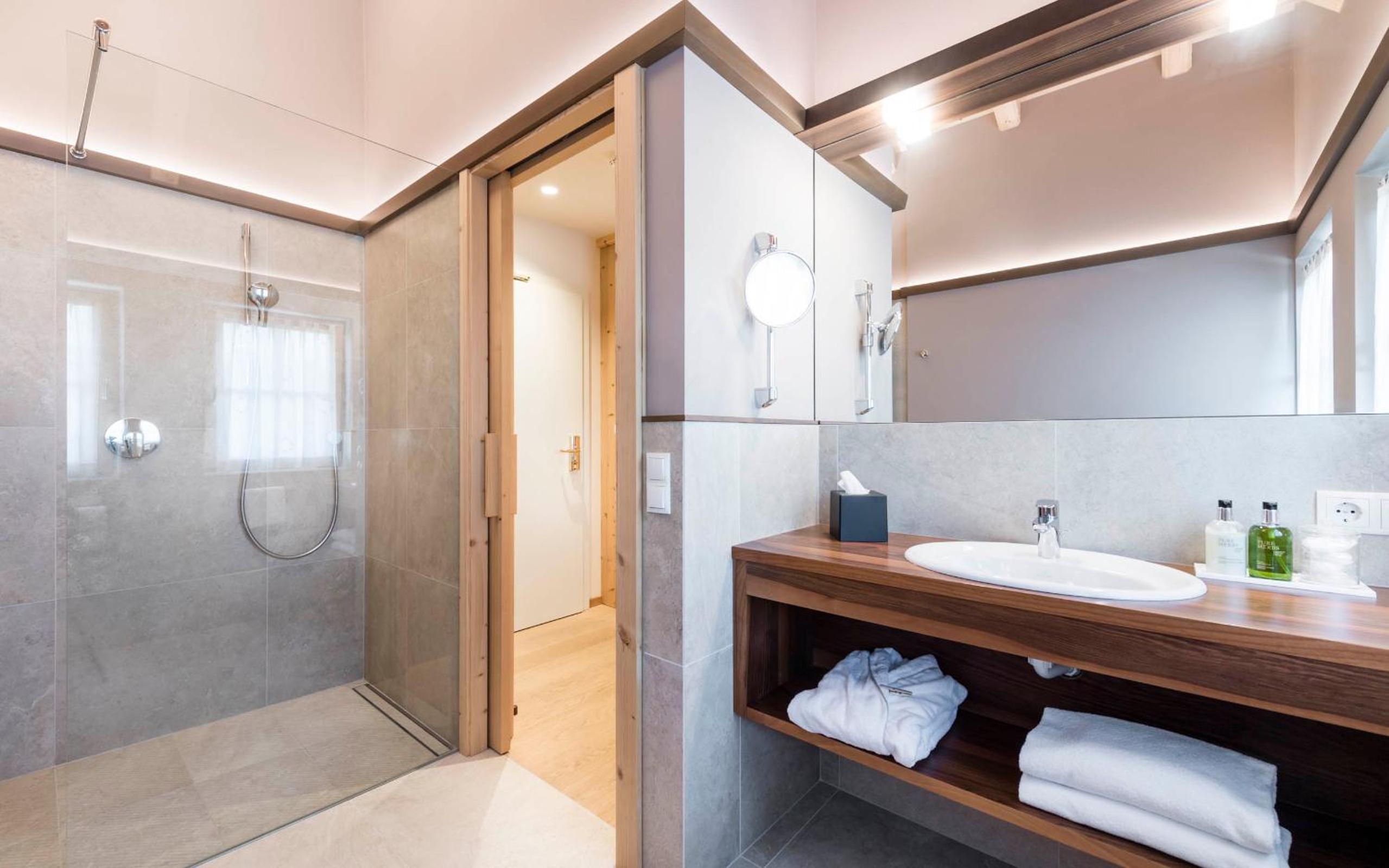 Superior Double Room - Photo 2