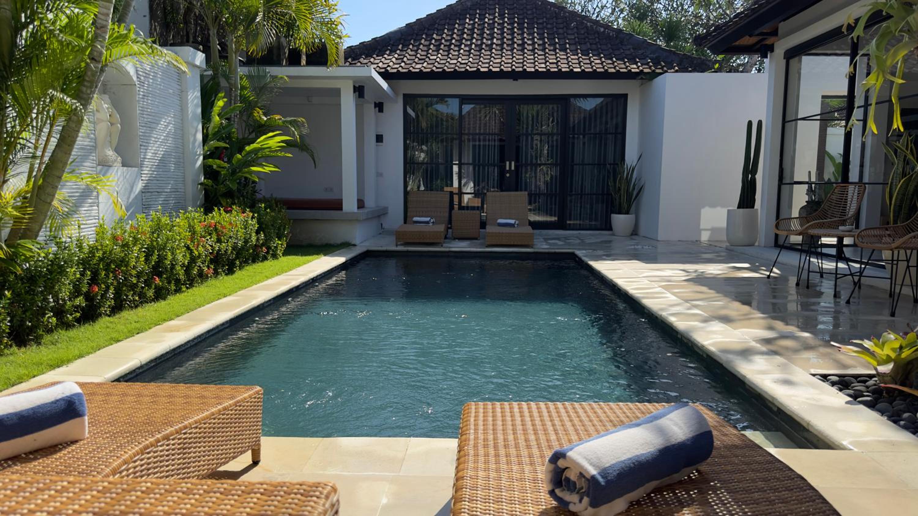 Two-Bedroom Villa - Photo 19