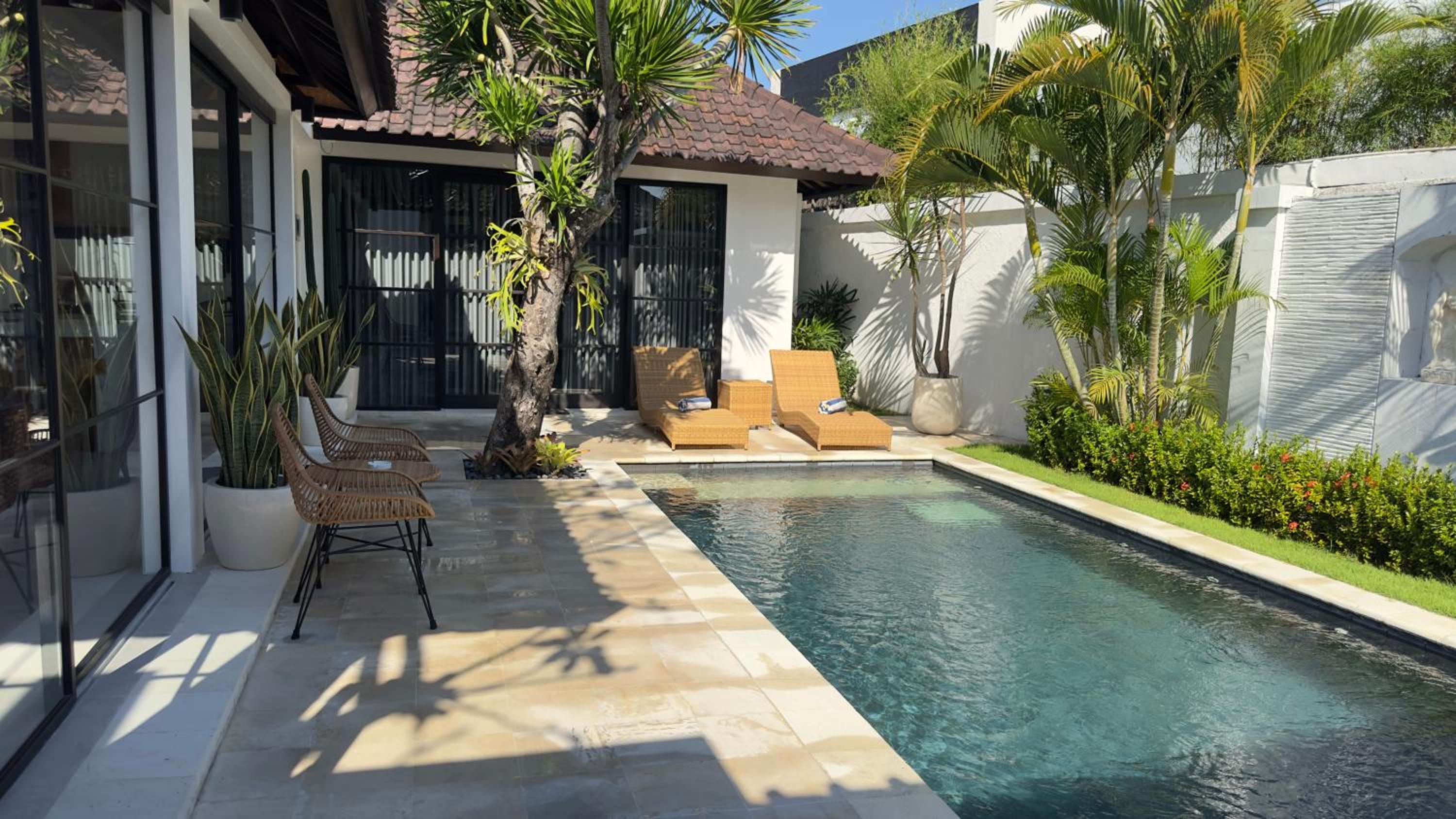 Two-Bedroom Villa - Photo 17