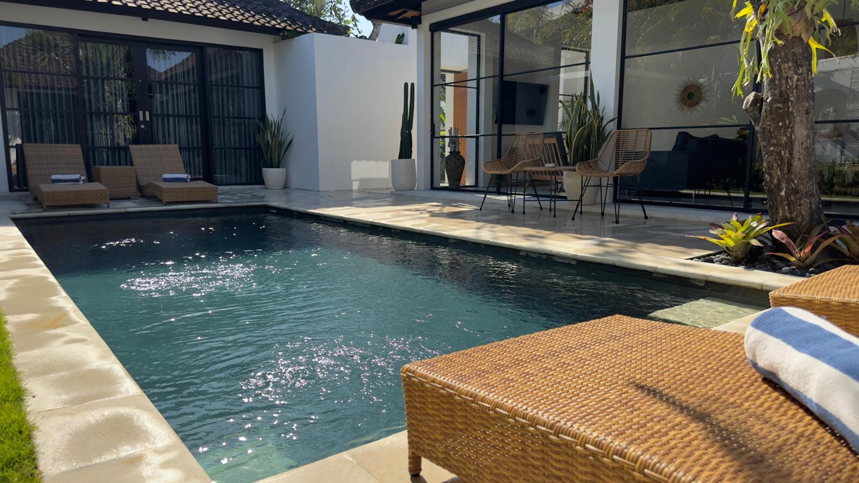 Two-Bedroom Villa - Photo 14