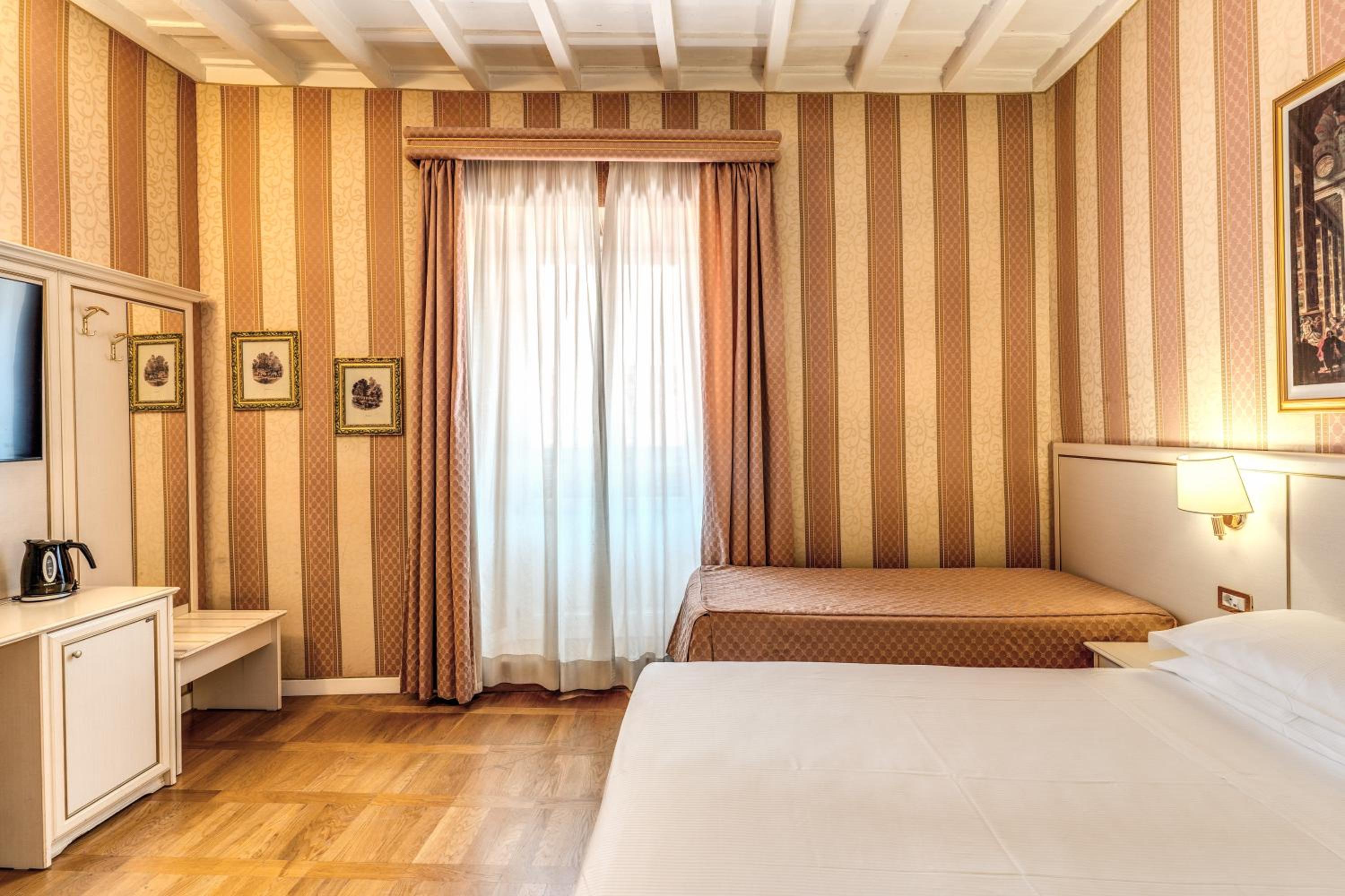 Triple Room photo 3