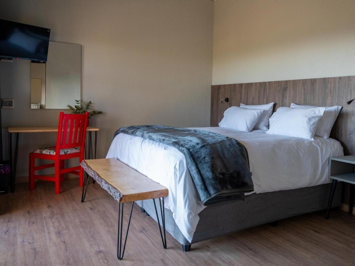 Deluxe King Room photo 1