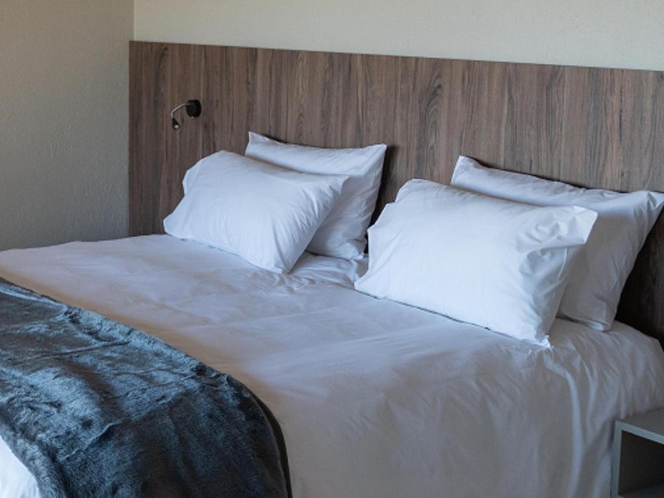 Deluxe King Room photo 2