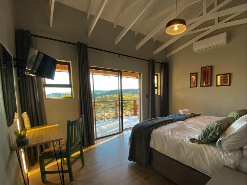 Deluxe Twin Room photo 1