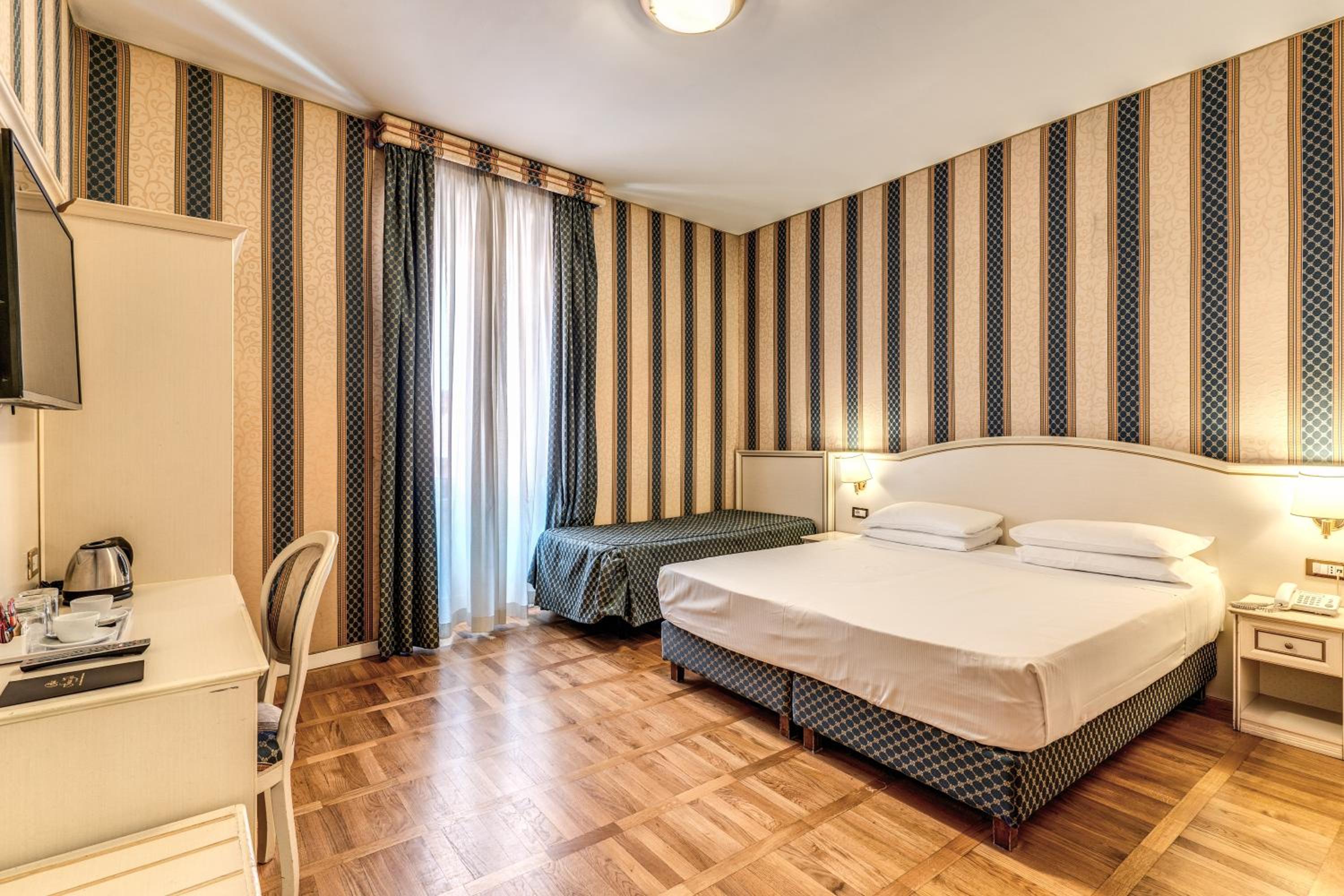 Triple Room photo 2