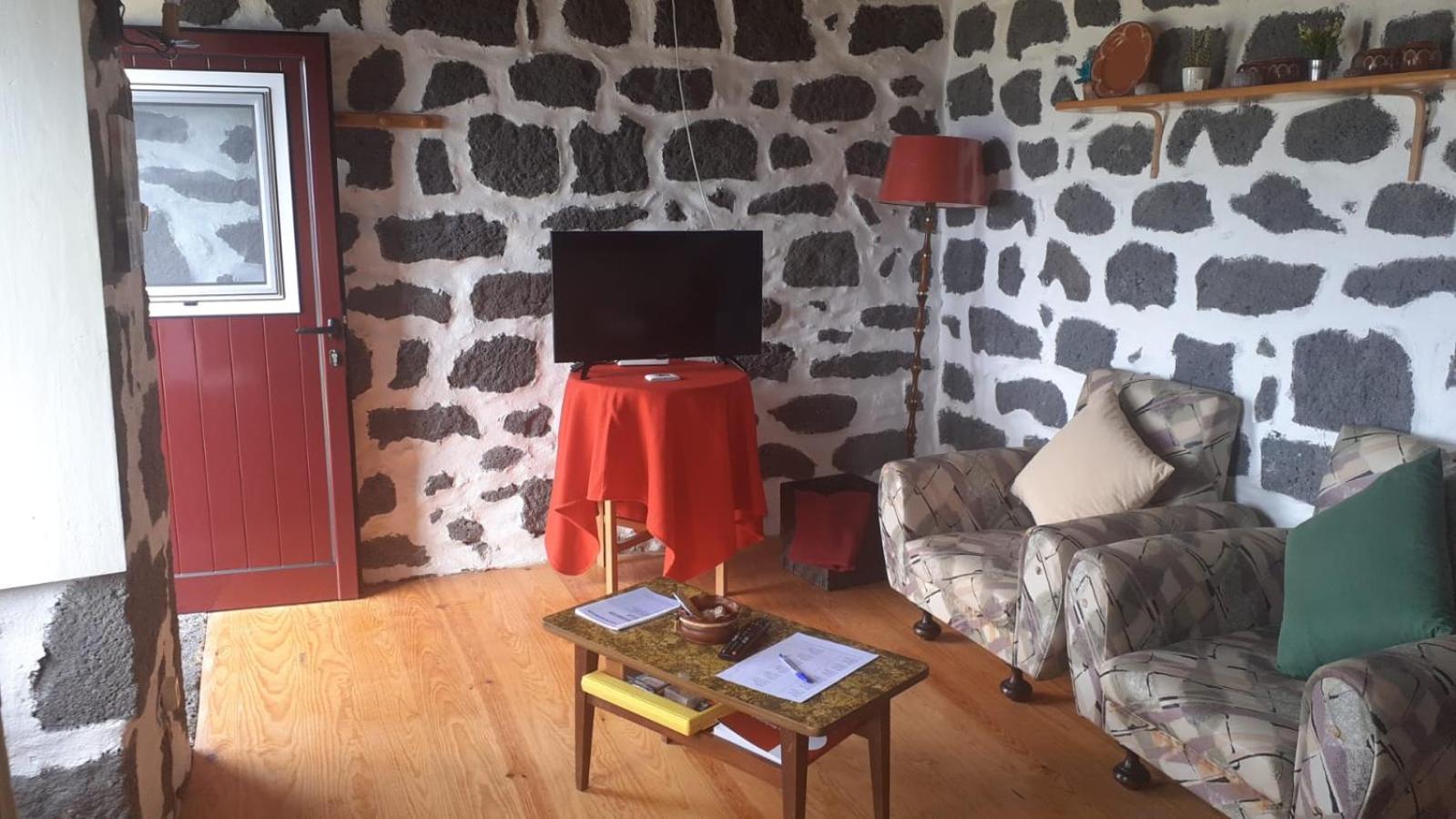 Two-Bedroom House photo 2