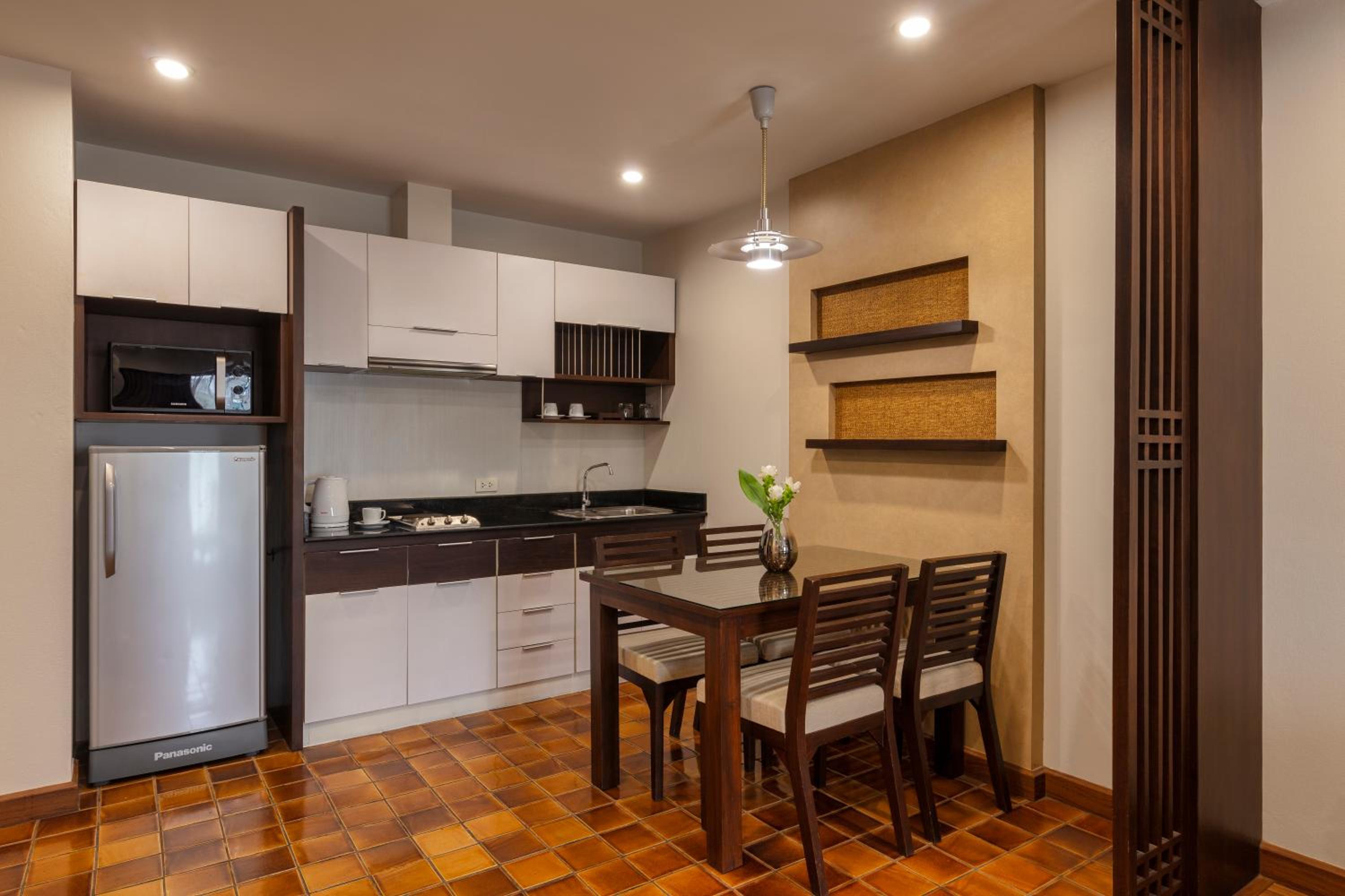 Deluxe Family Suite photo 3