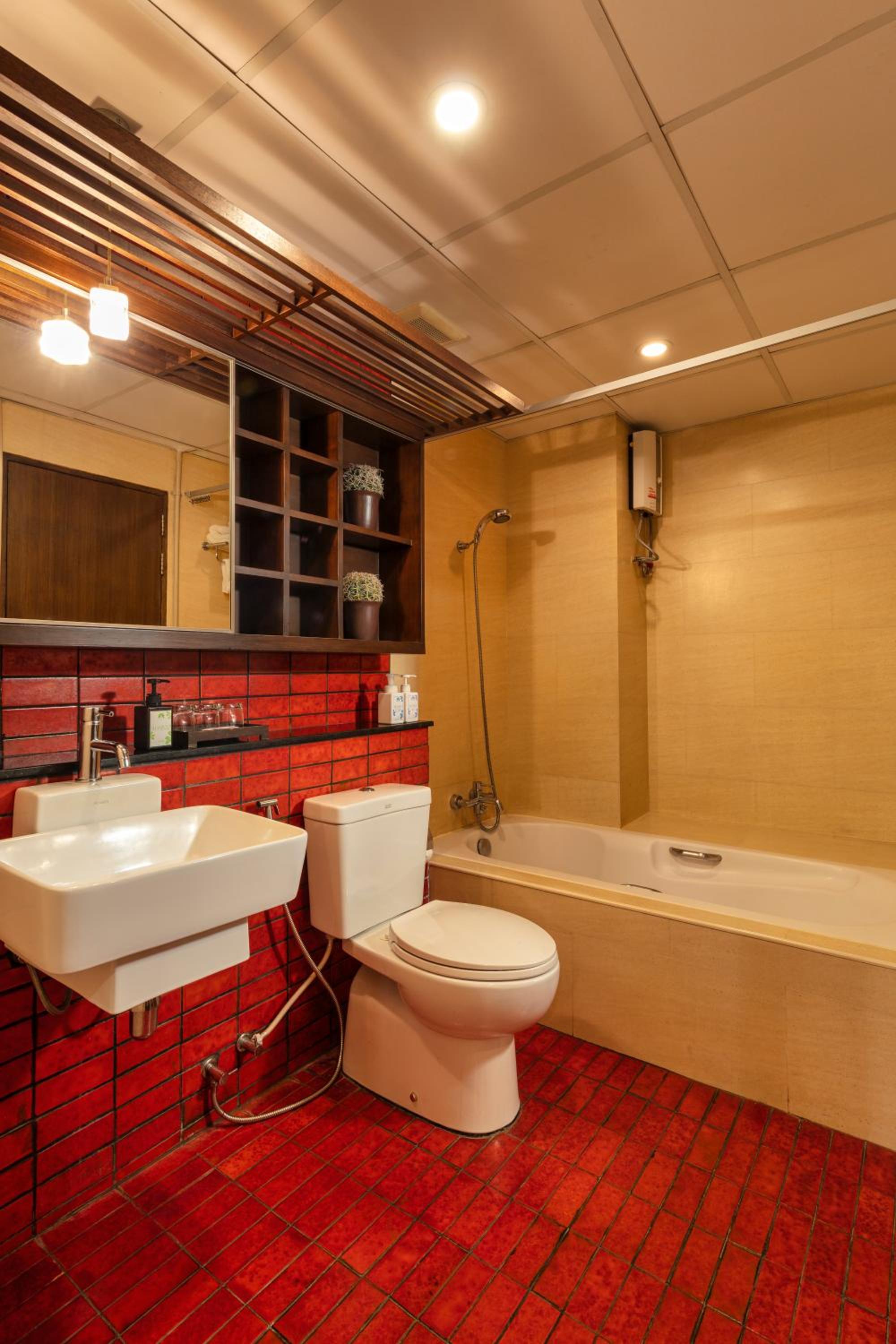 Deluxe Family Suite photo 2