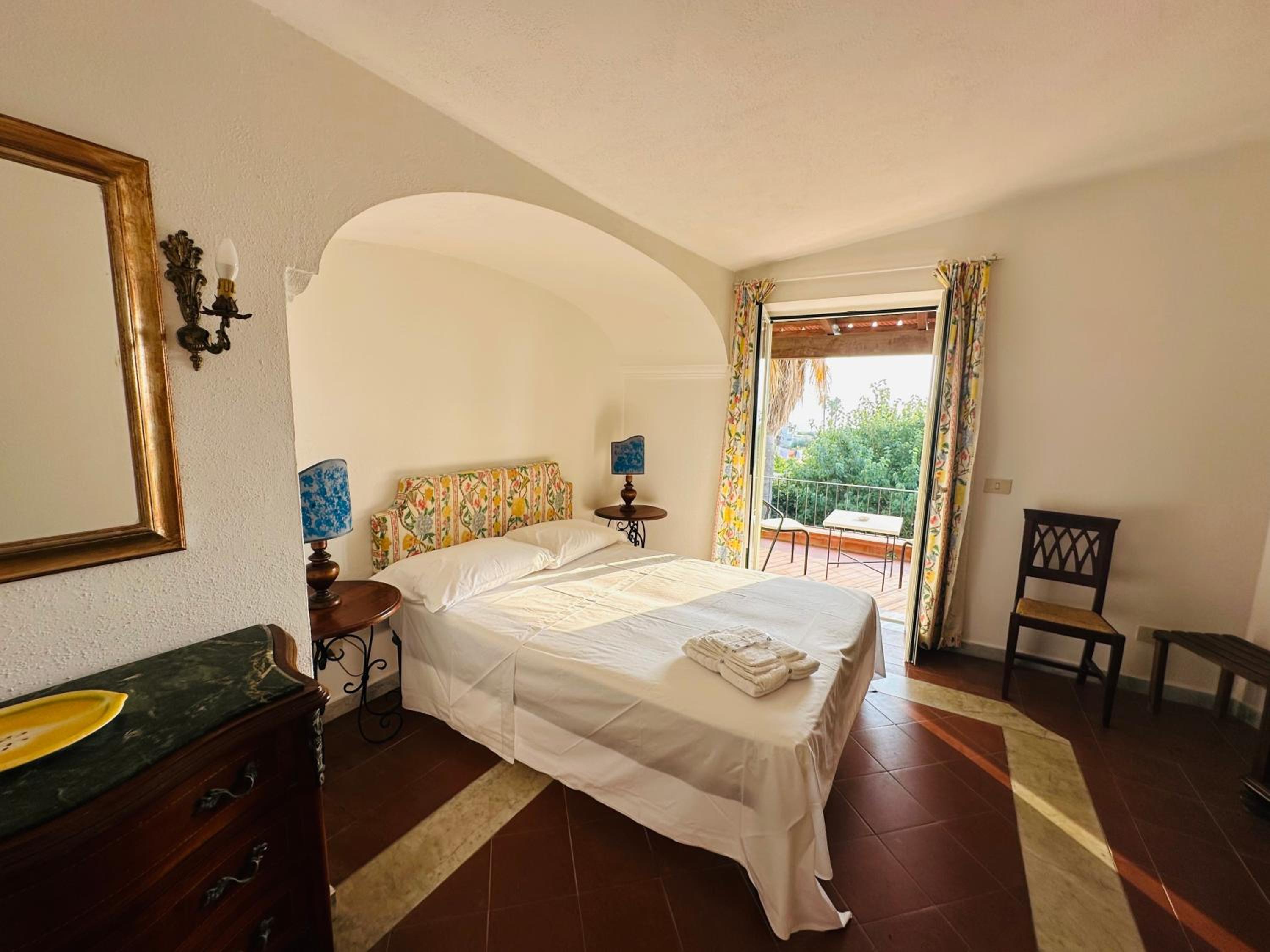 Double Room with Balcony and Sea View