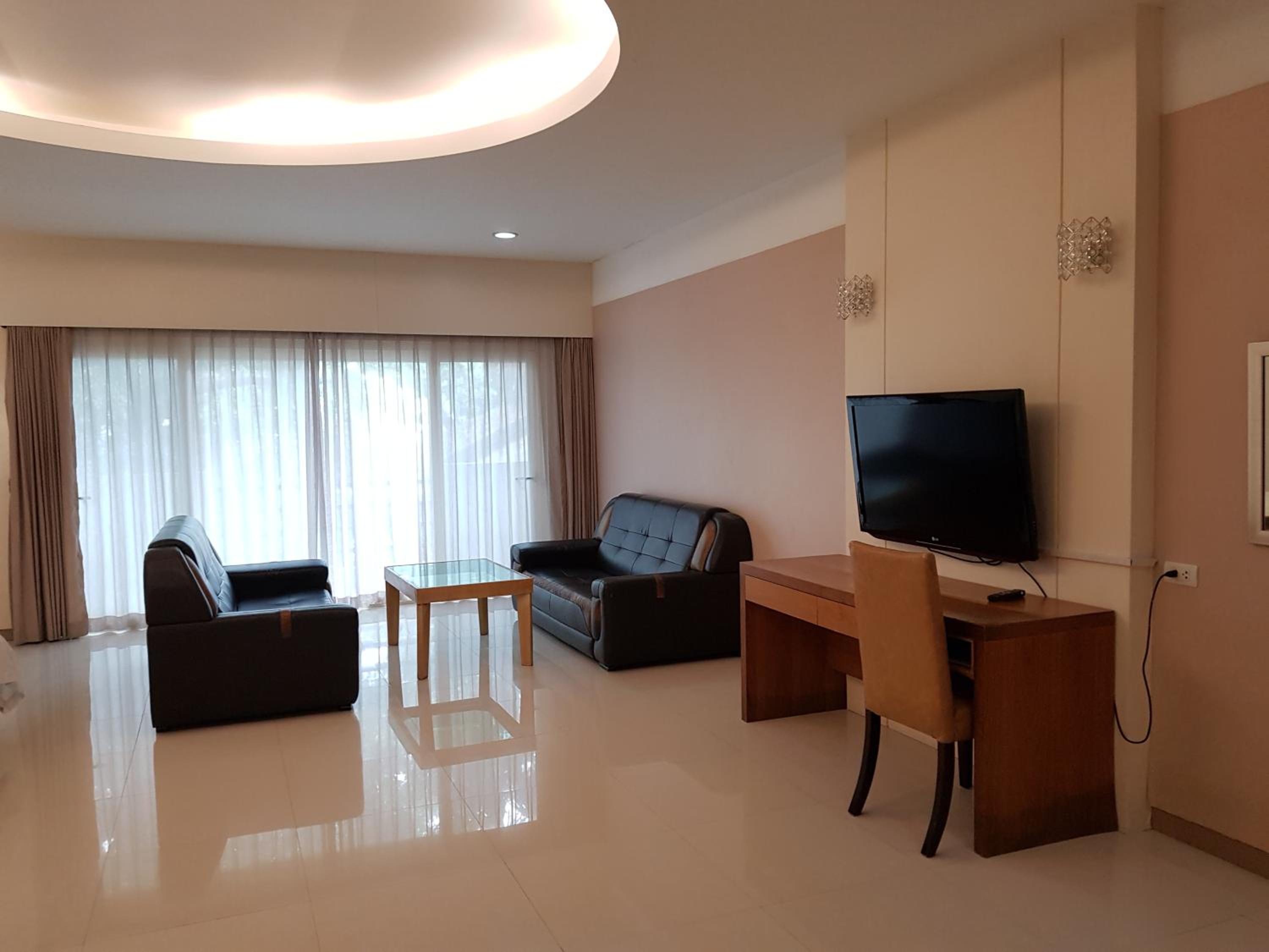 Family Room photo 1