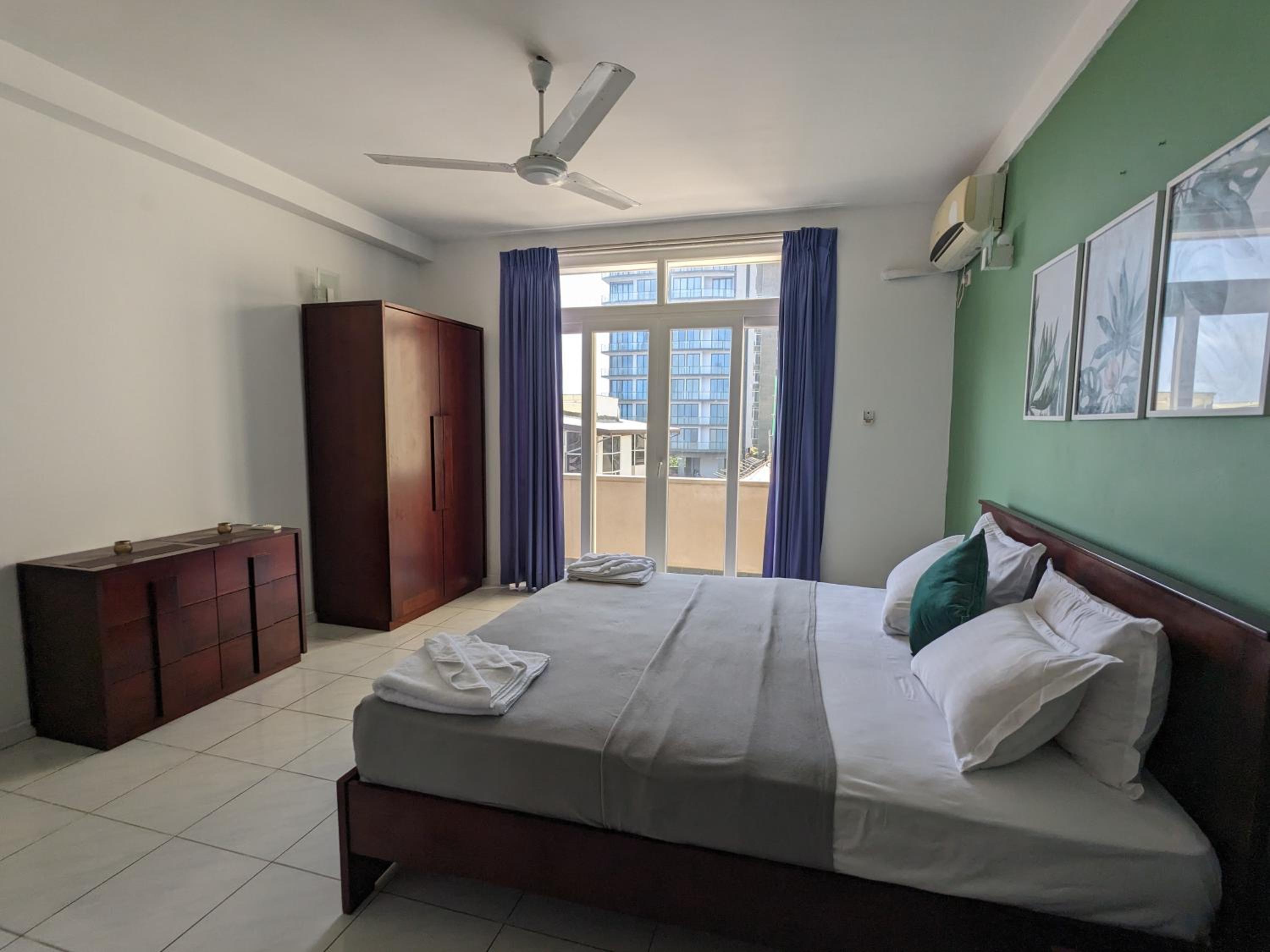 Superior King Room with Sea View photo 3