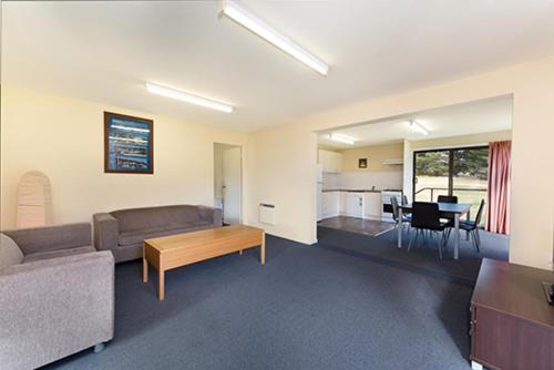 Two-Bedroom Apartment photo 3
