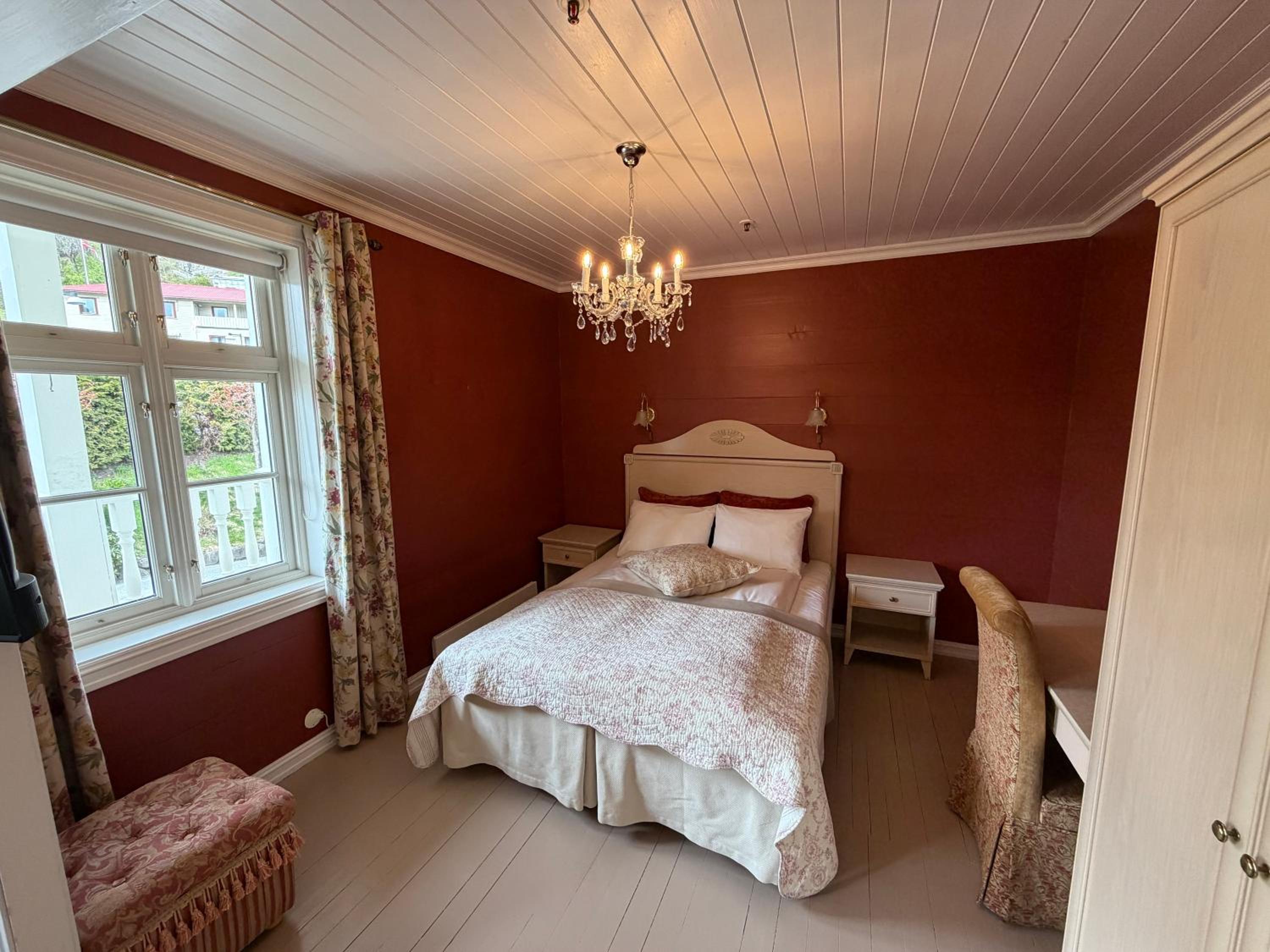 Historic Superior Room with Balcony