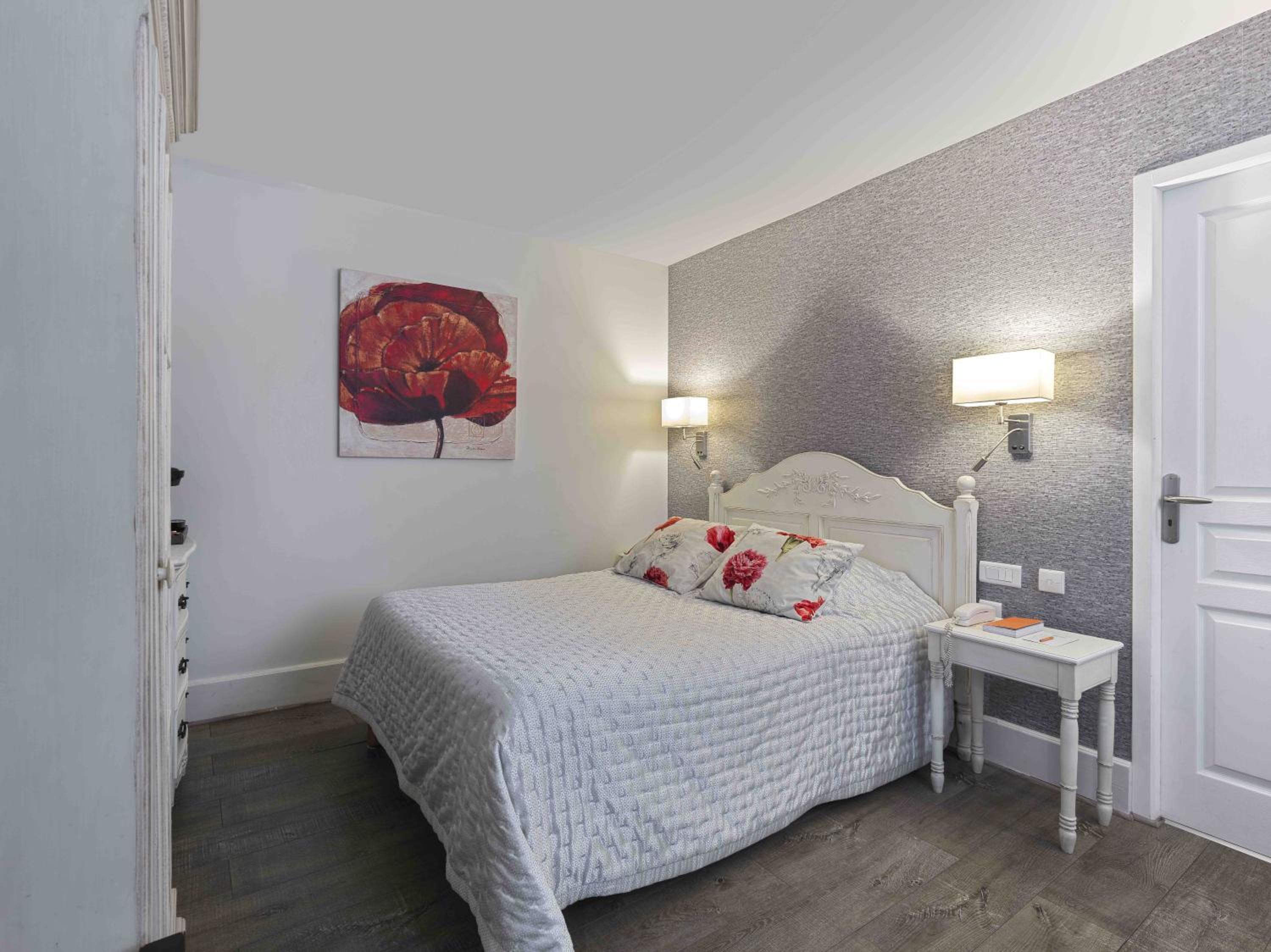 Standard Double Room photo 3