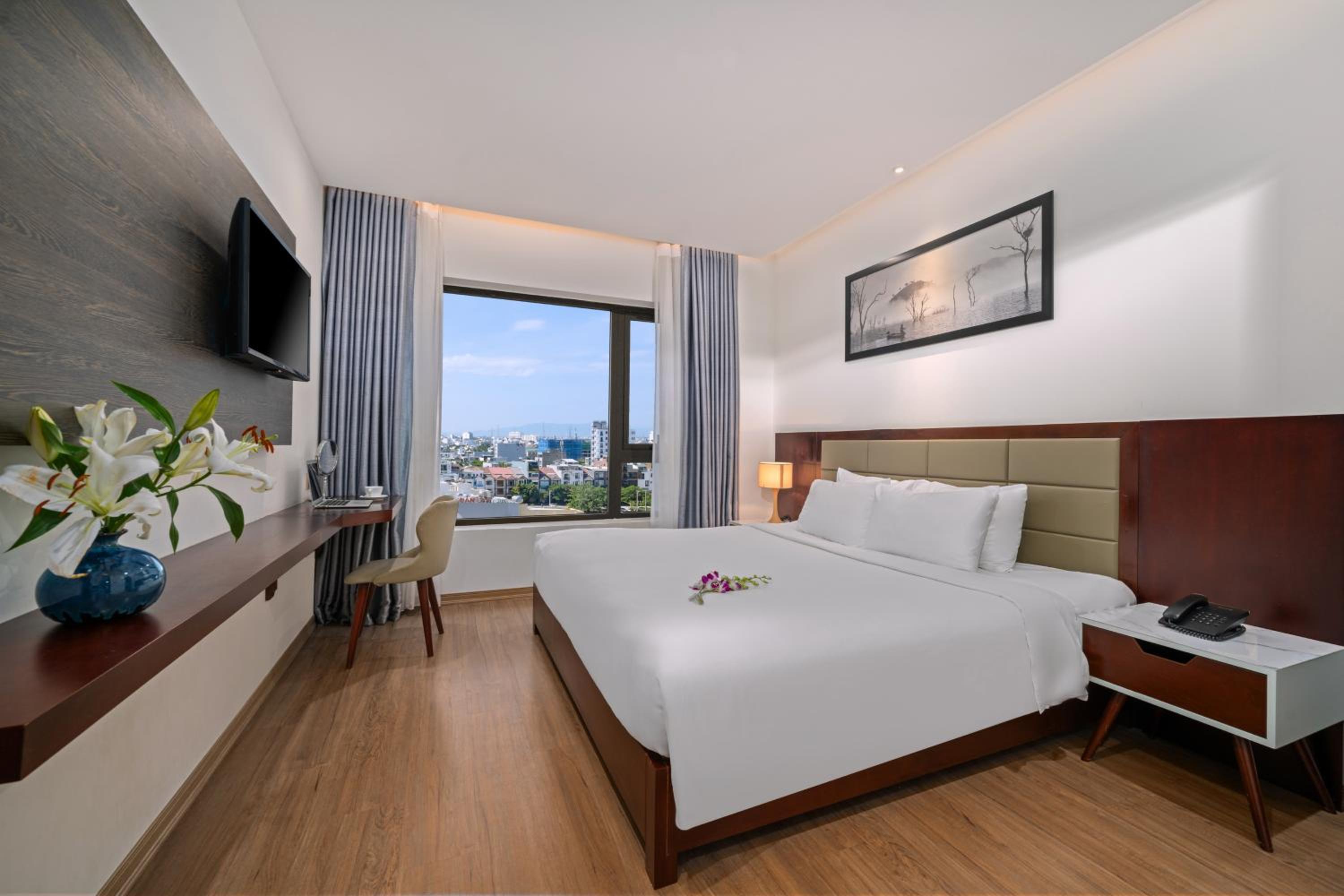 One Bedroom Apartment (Free Daily Laundry and Welcome Fruit Upon Arrival) photo 1